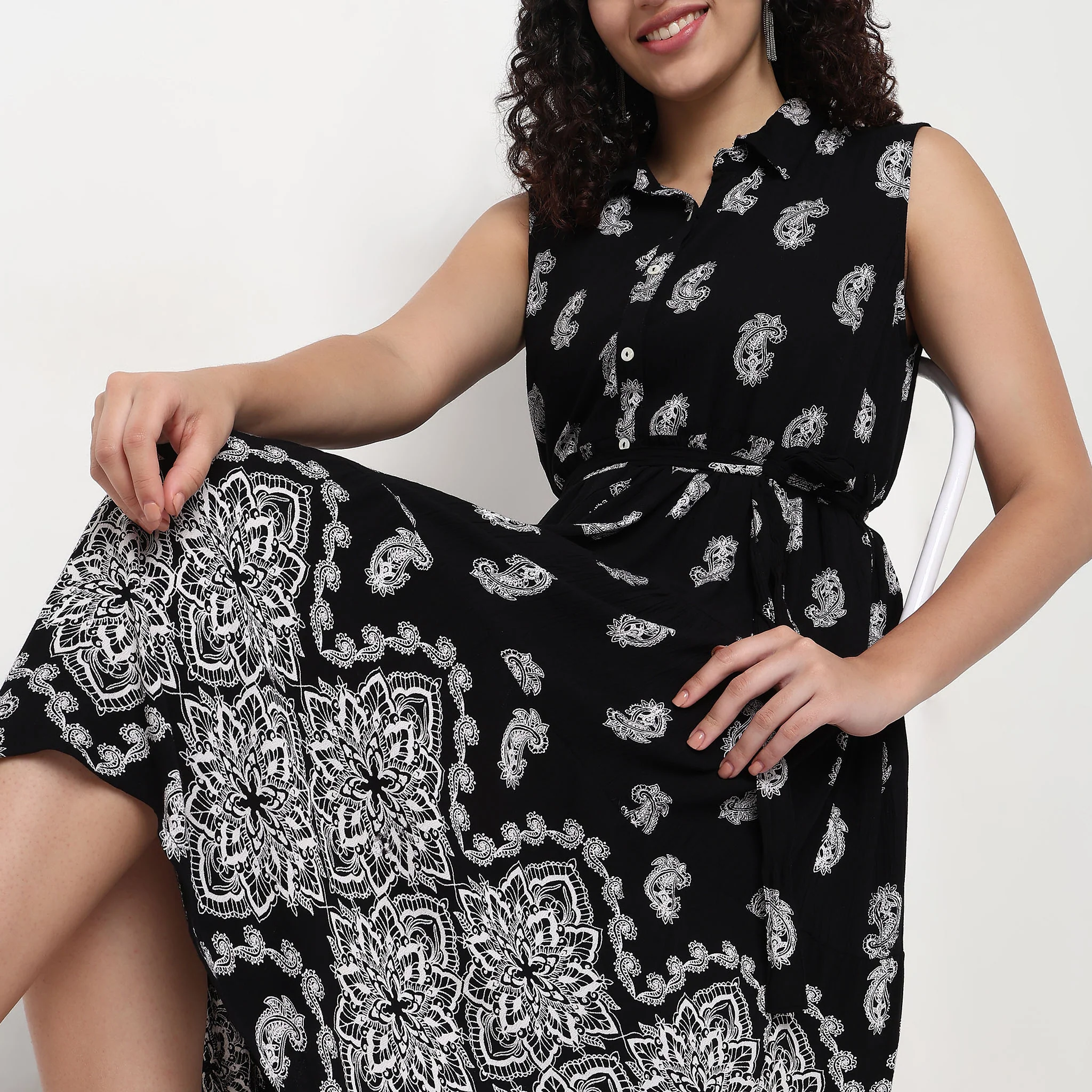 Shirt Collar Sleeveless Tiered Dress - Image 4