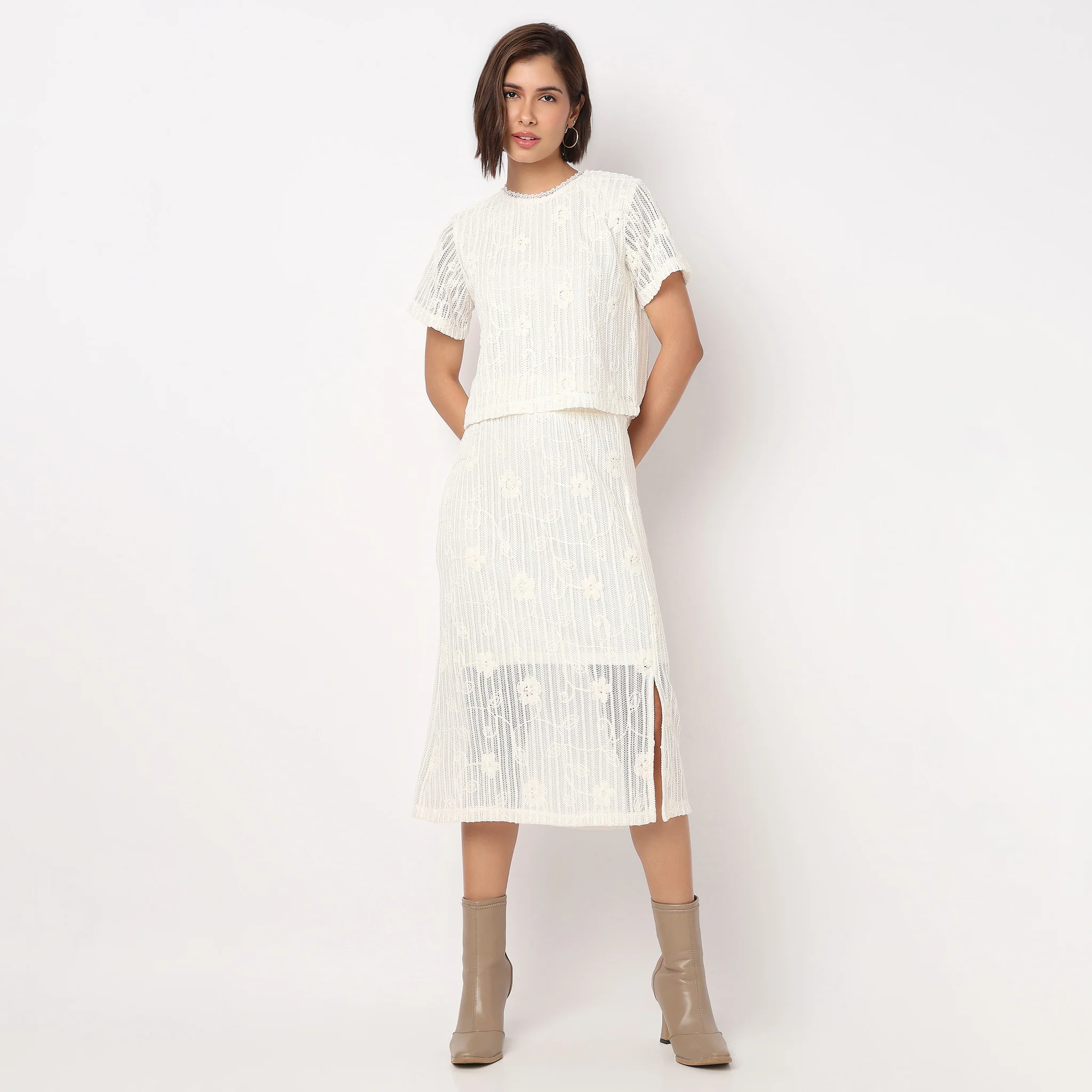 Short Sleeve Lace Top - Image 2