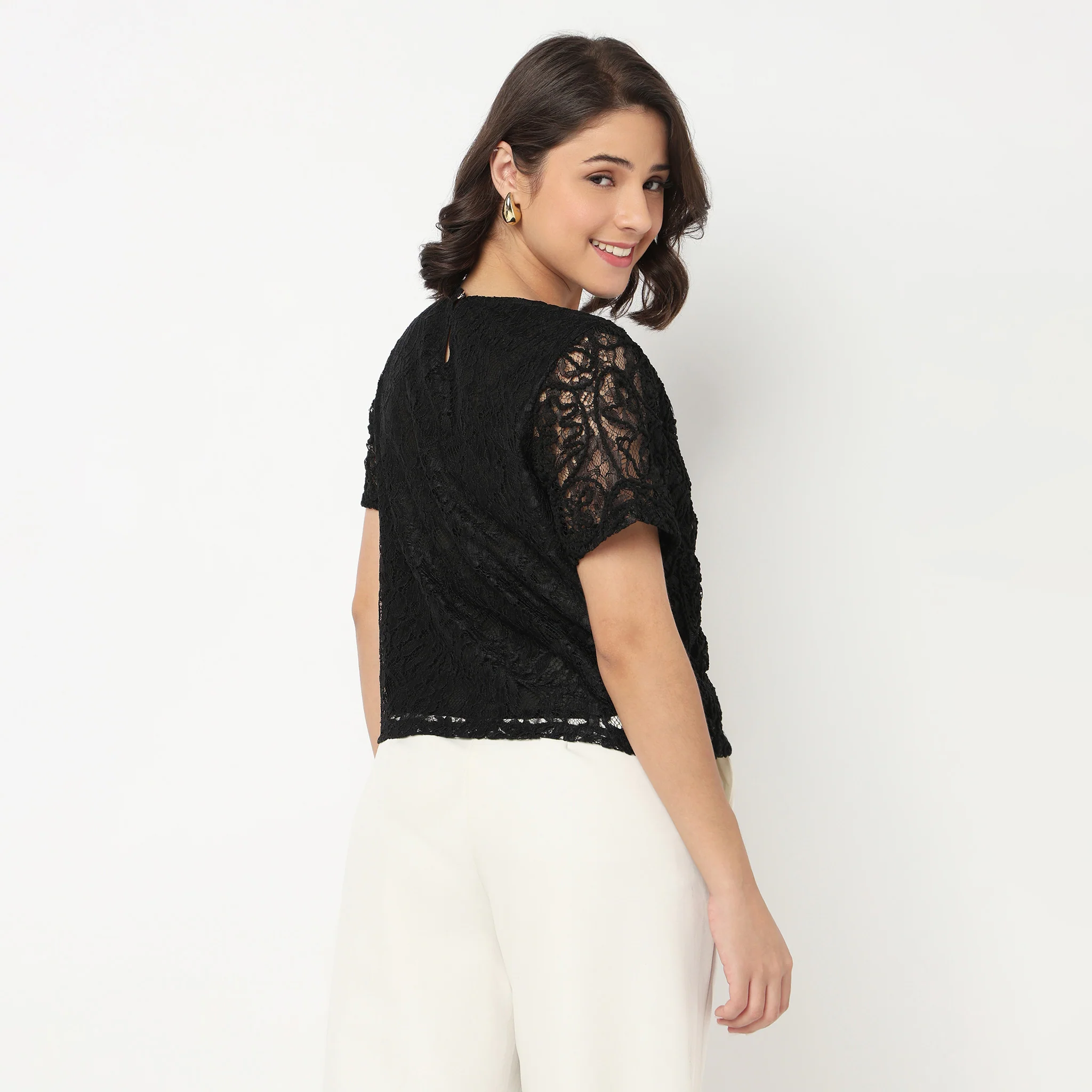 Short Sleeve Round Neck Top - Image 3
