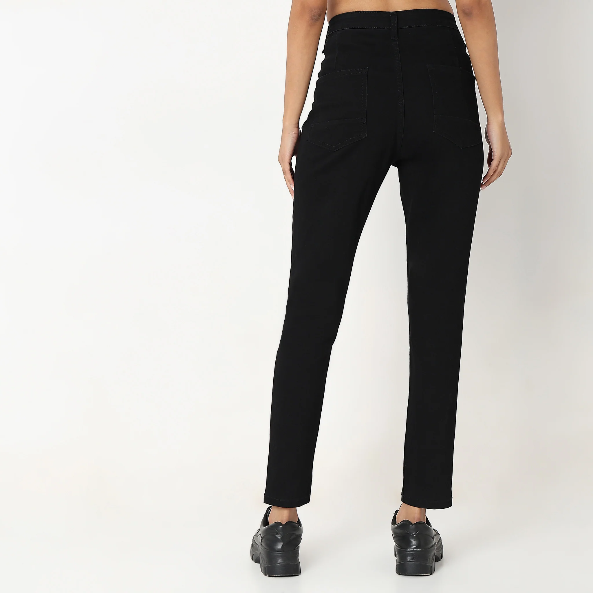 Skinny Fit Solid High Rise Jeans - Image 3