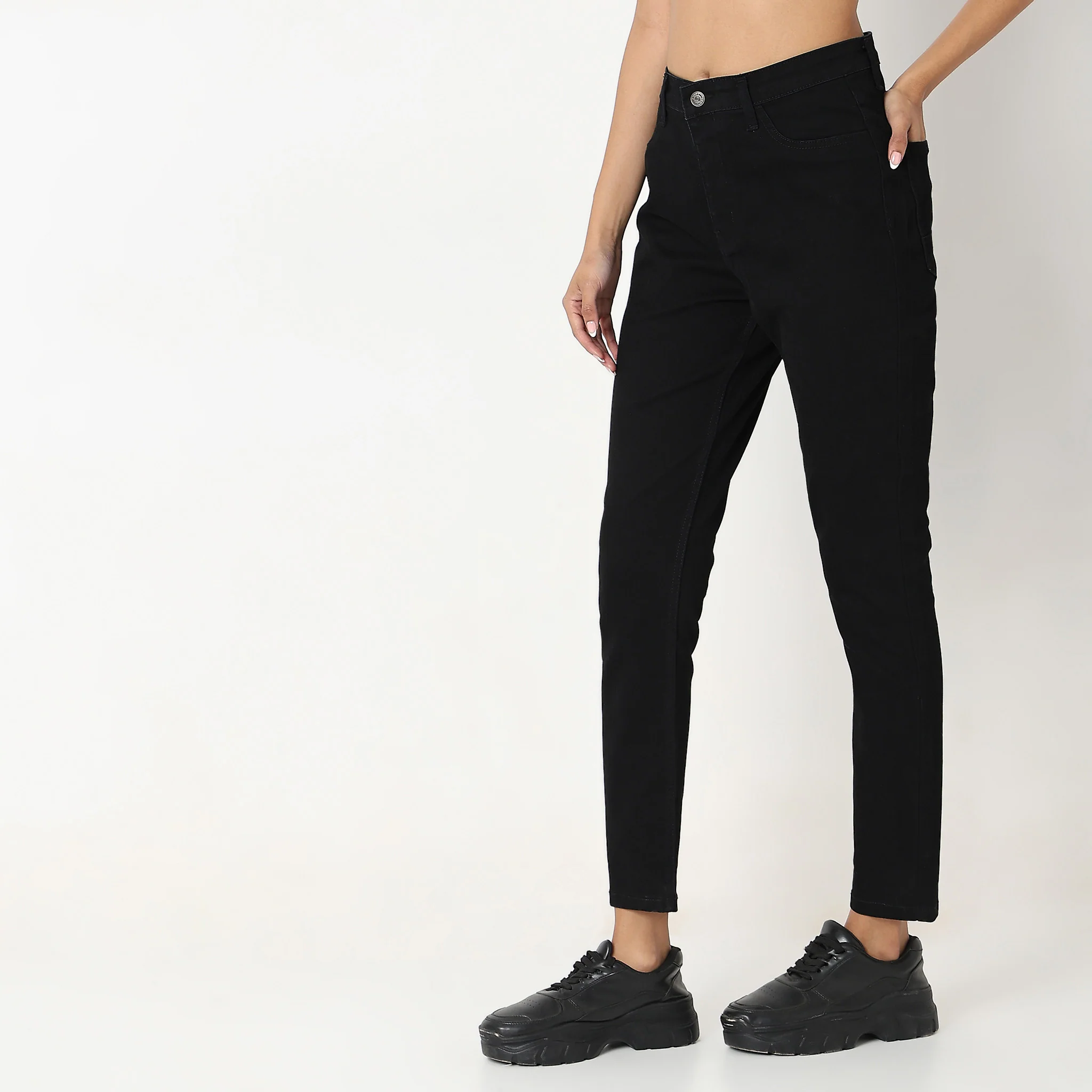 Skinny Fit Solid High Rise Jeans - Image 5