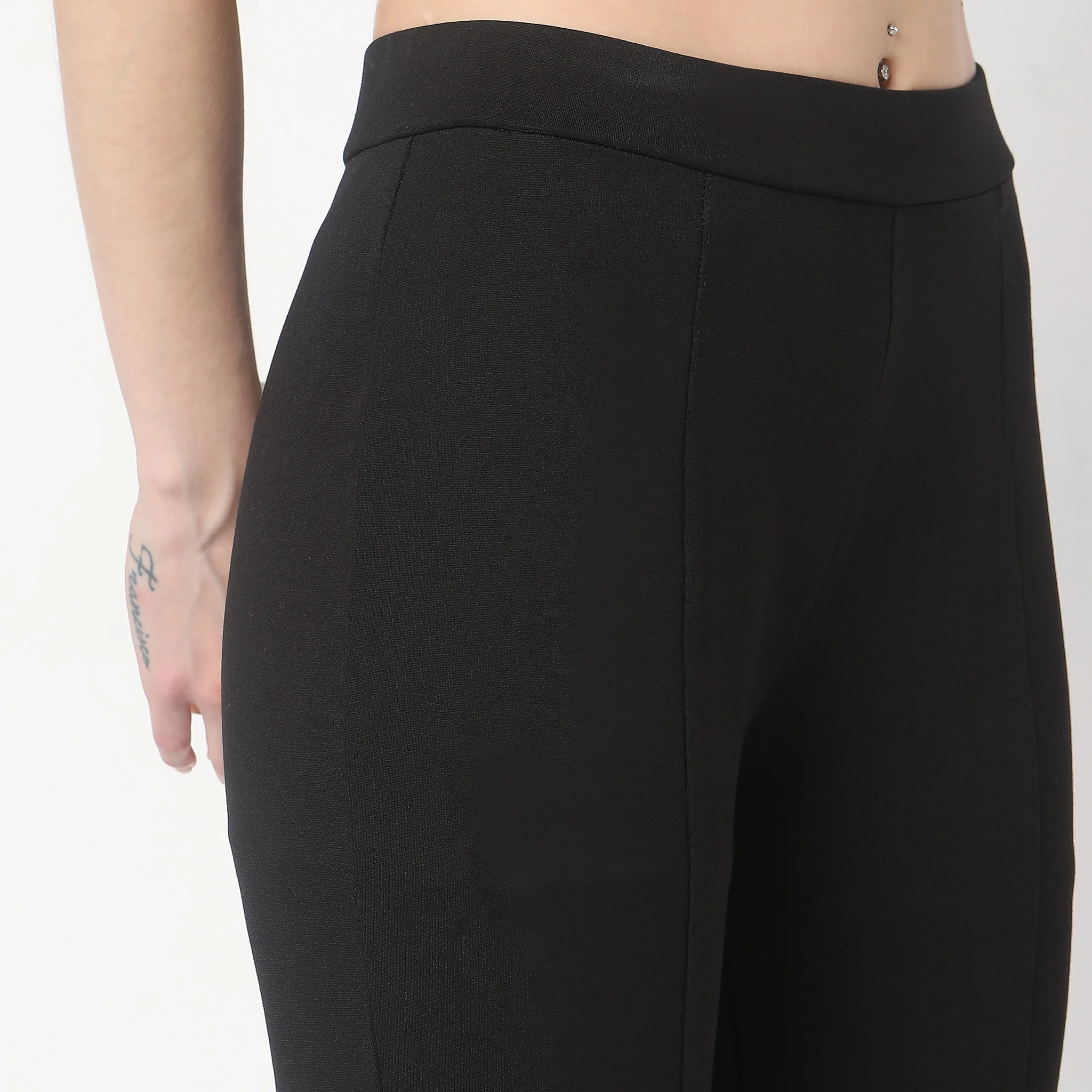 Skinny Fit Solid High Rise Jeggings - Image 9