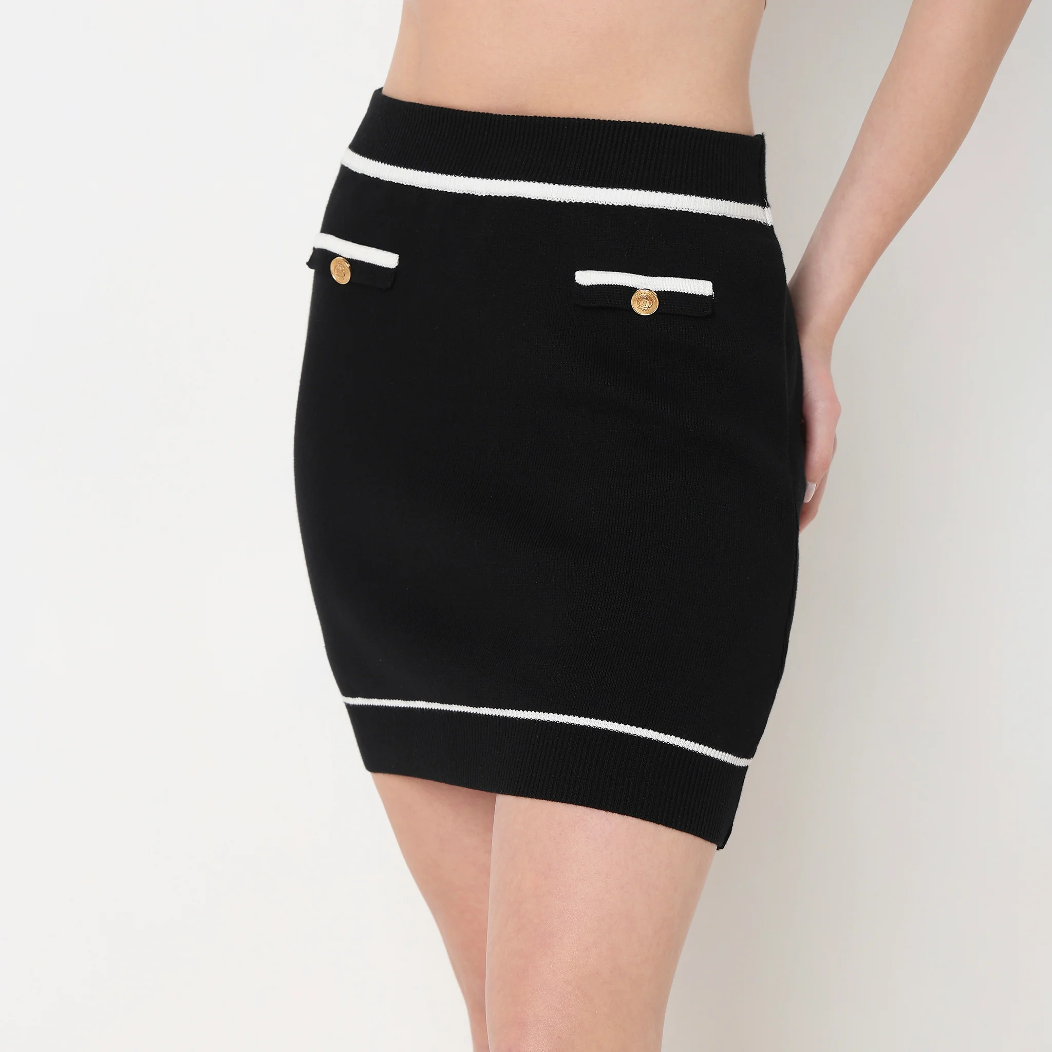 Skinny Fit Solid High Rise Skirt - Image 4