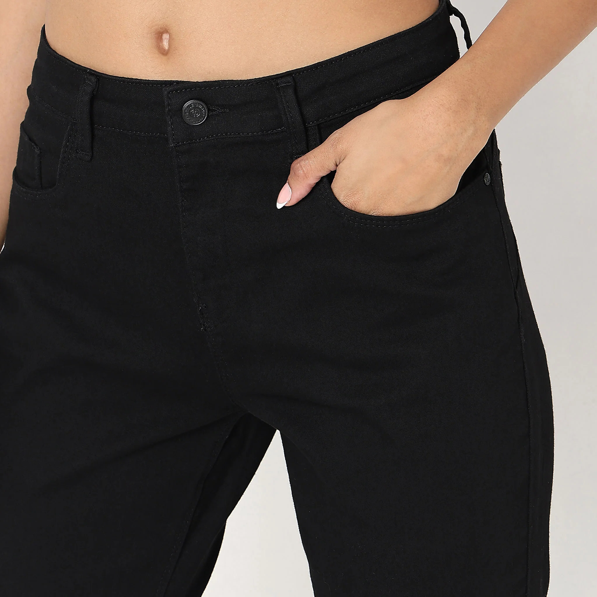 Skinny Fit Solid Mid Rise Jeans - Image 9
