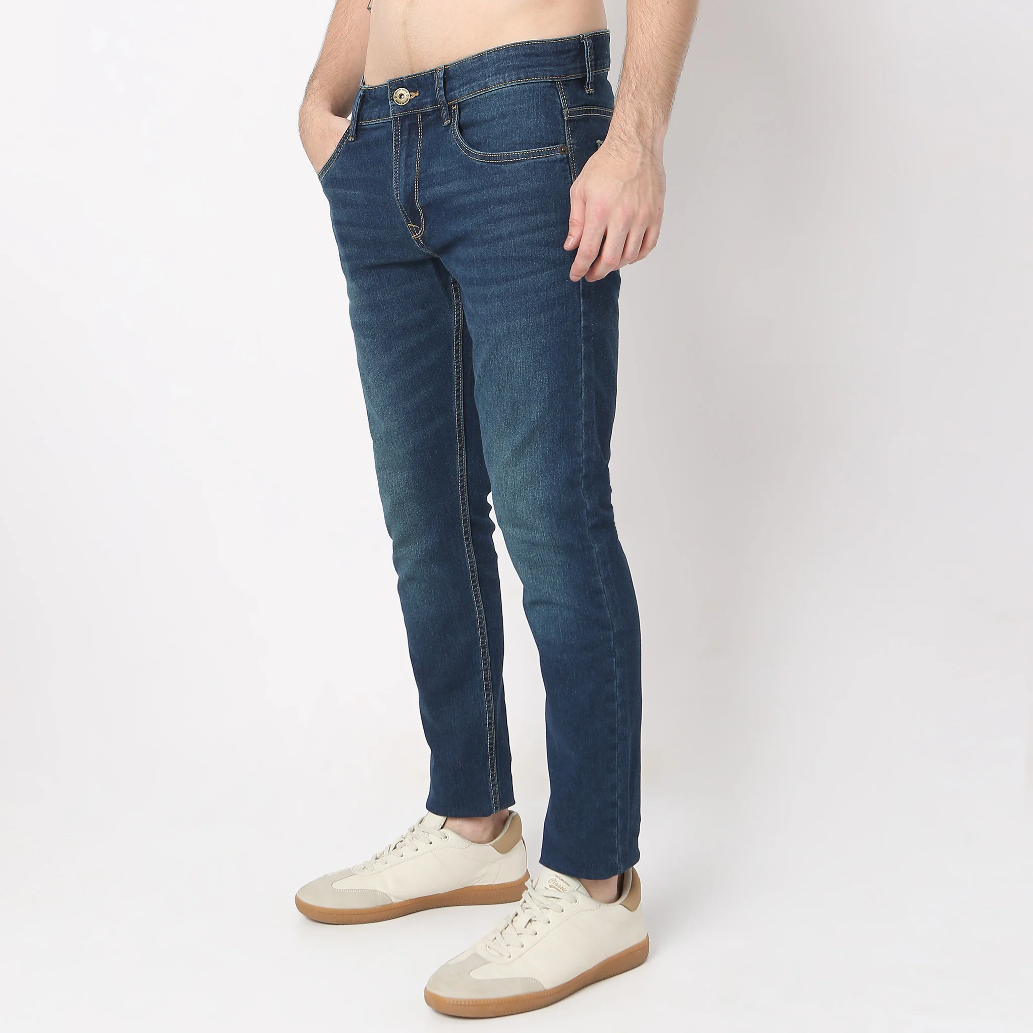 Union of DenimĀ® Whisker Washed With E-FastĀ® Stretch Skinny Fit Jeans - Image 10