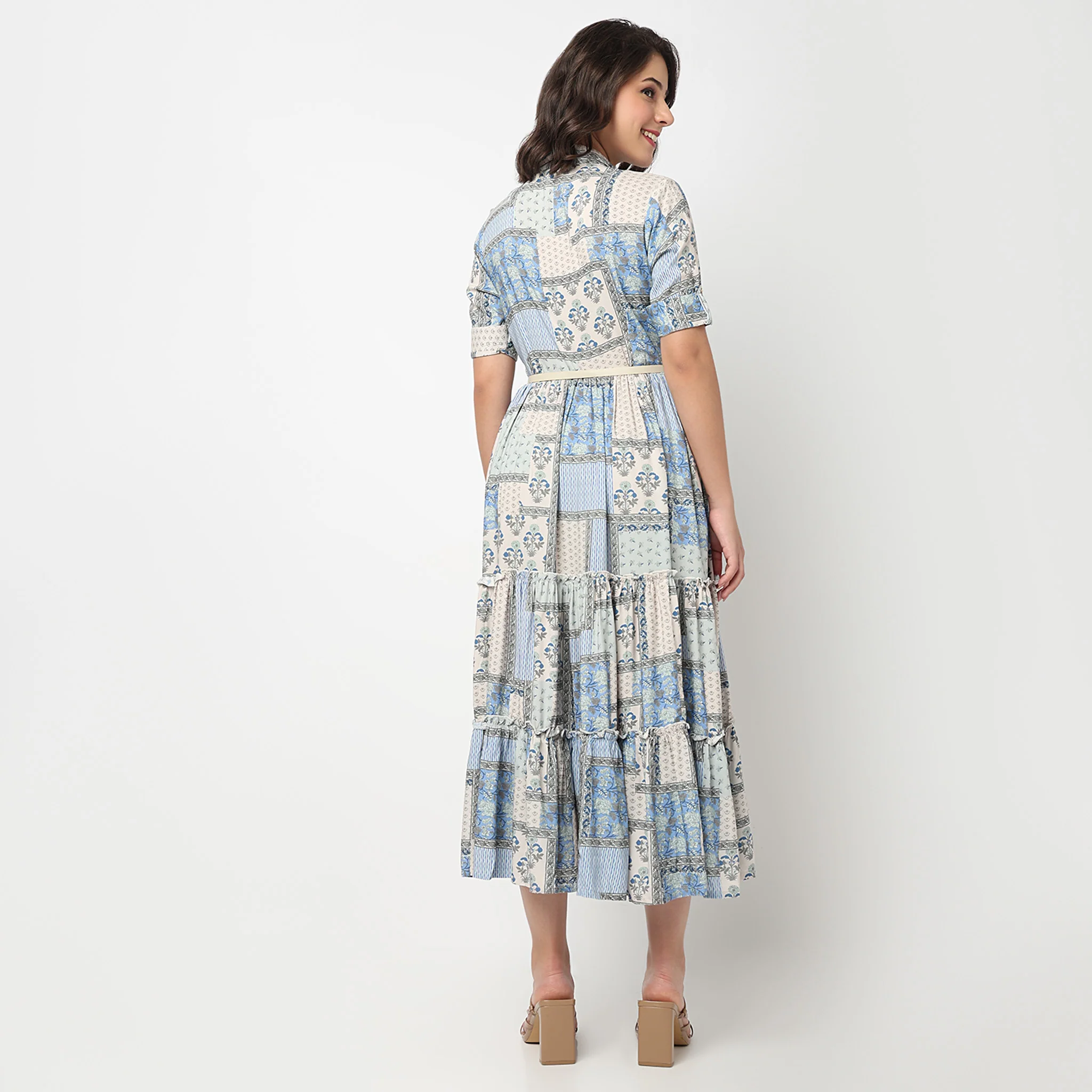 Sleeveless Tiered Shirt Dress - Image 3