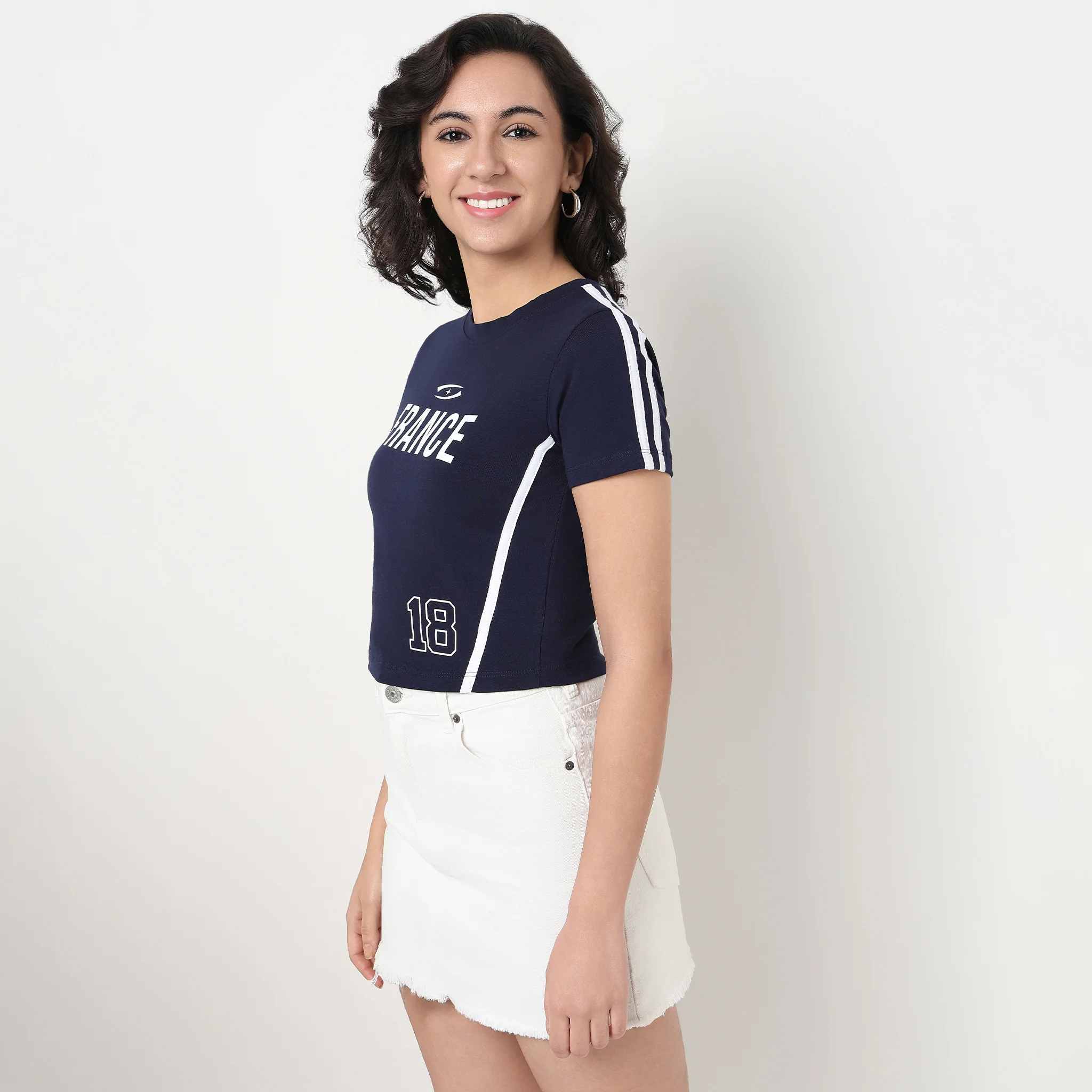 Slim Fit Cropped Graphic Tee - Image 5