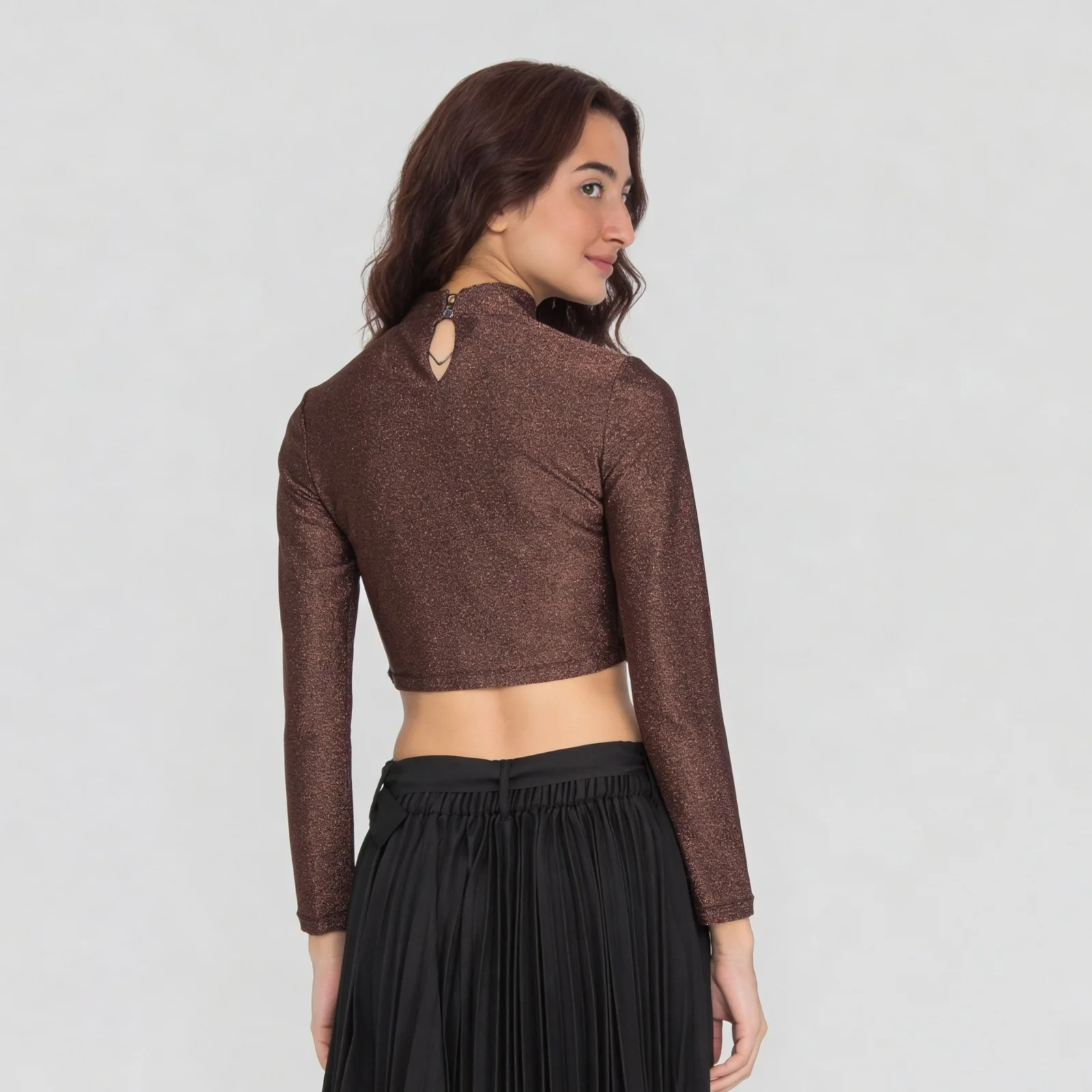 Slim Fit Embellished Crop T-Shirt - Image 8