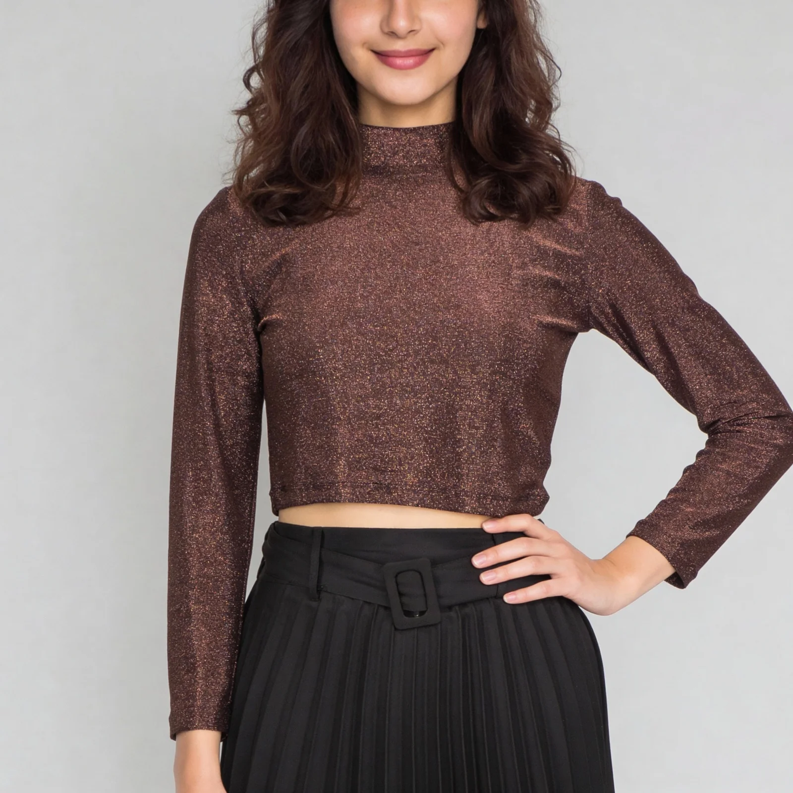 Slim Fit Embellished Crop T-Shirt - Image 9