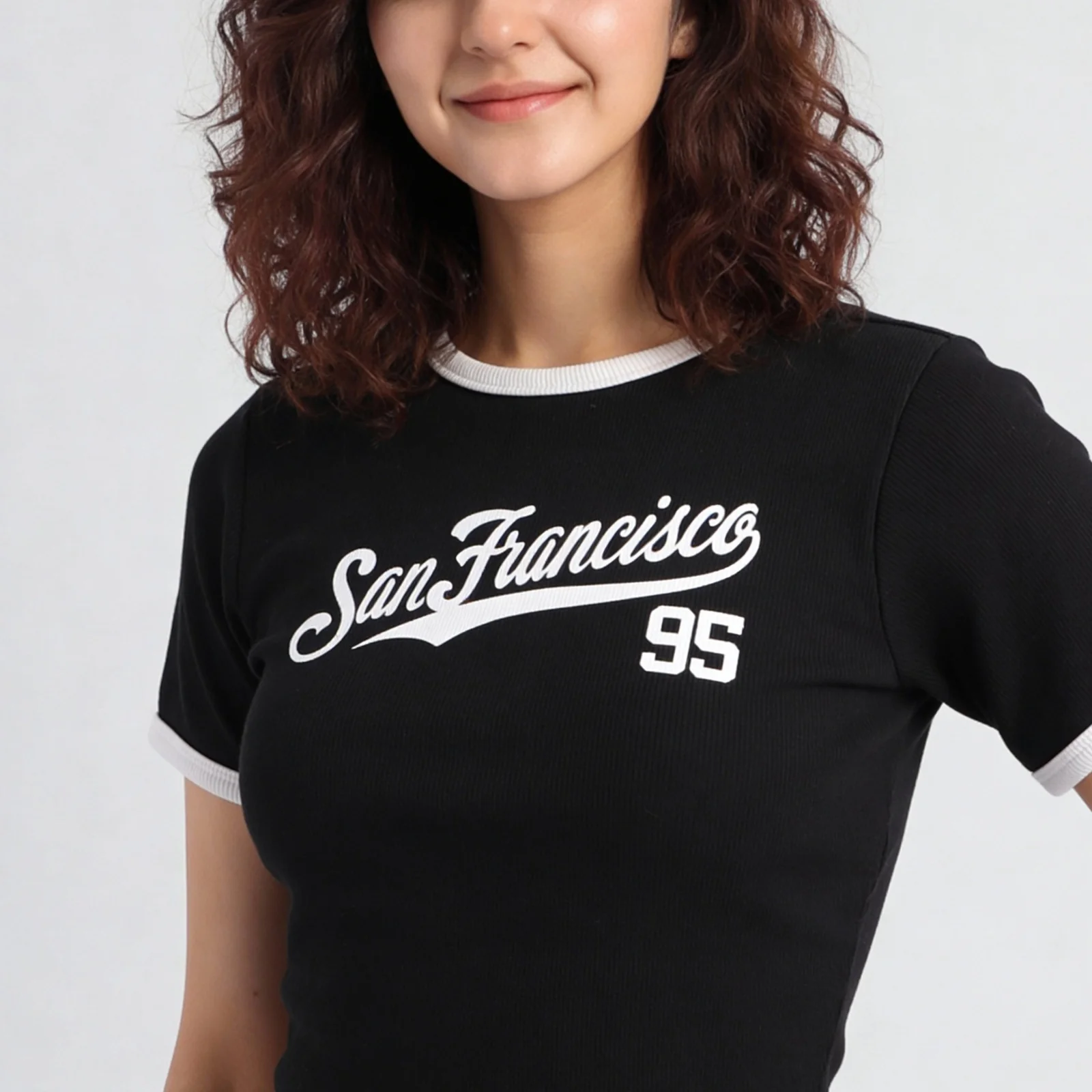 Slim Fit Graphic Crop T-Shirt - Image 4
