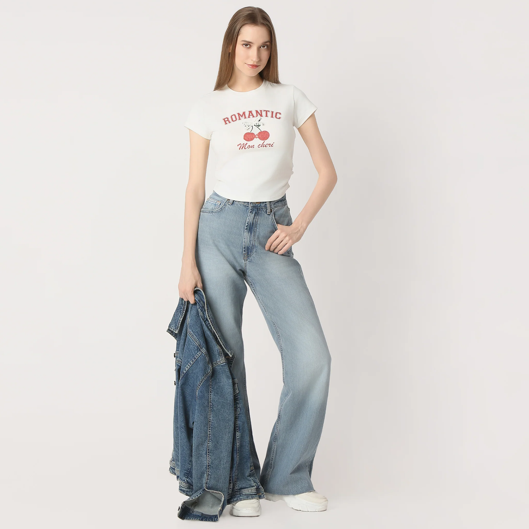 Slim Fit Graphic Short Sleeve Made With Comfortable Fabric And Unique Front Print T-Shirt