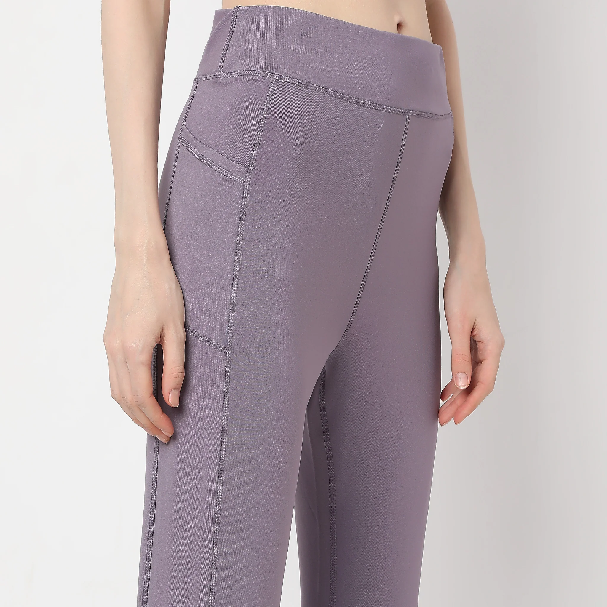 Slim Fit High Rise Jeggings - Image 9