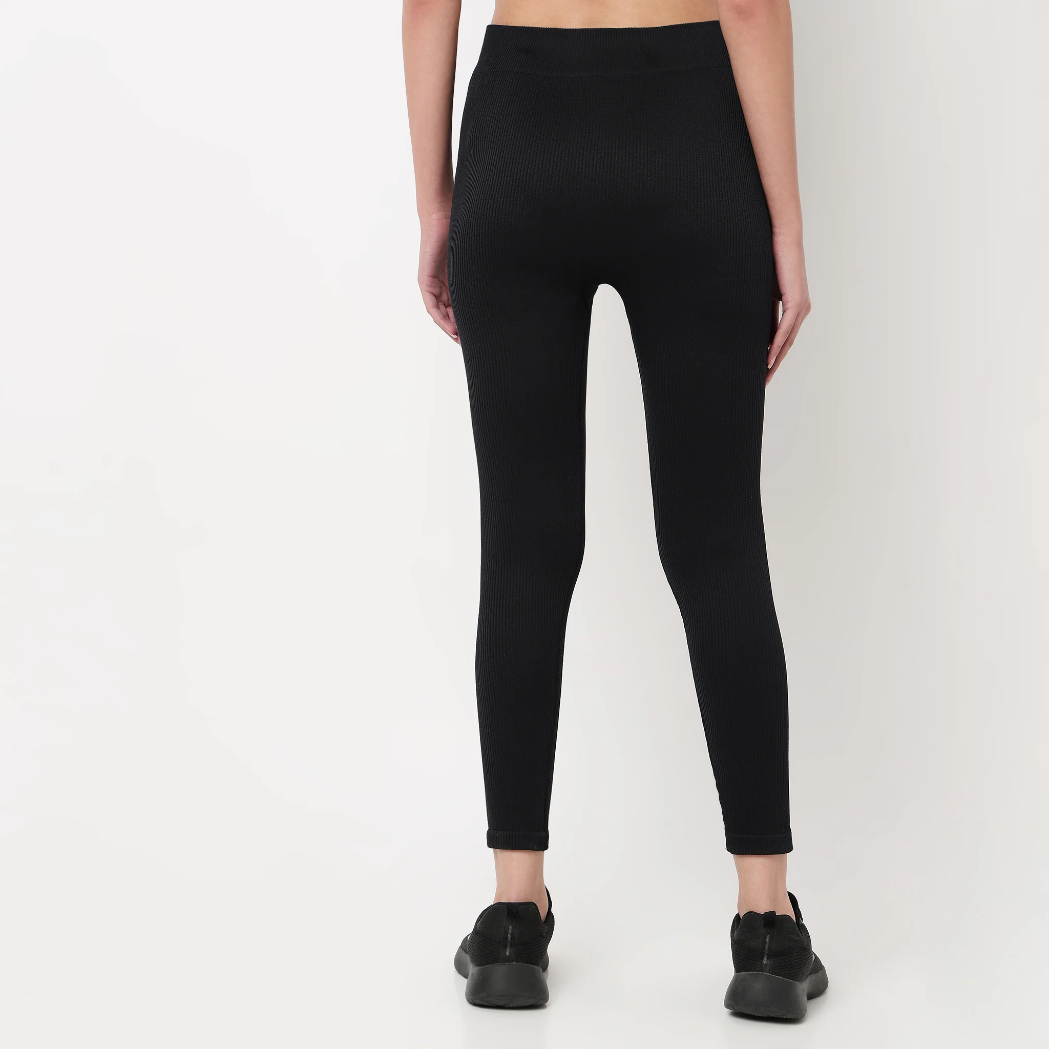 Slim Fit High Rise Leggings - Image 3