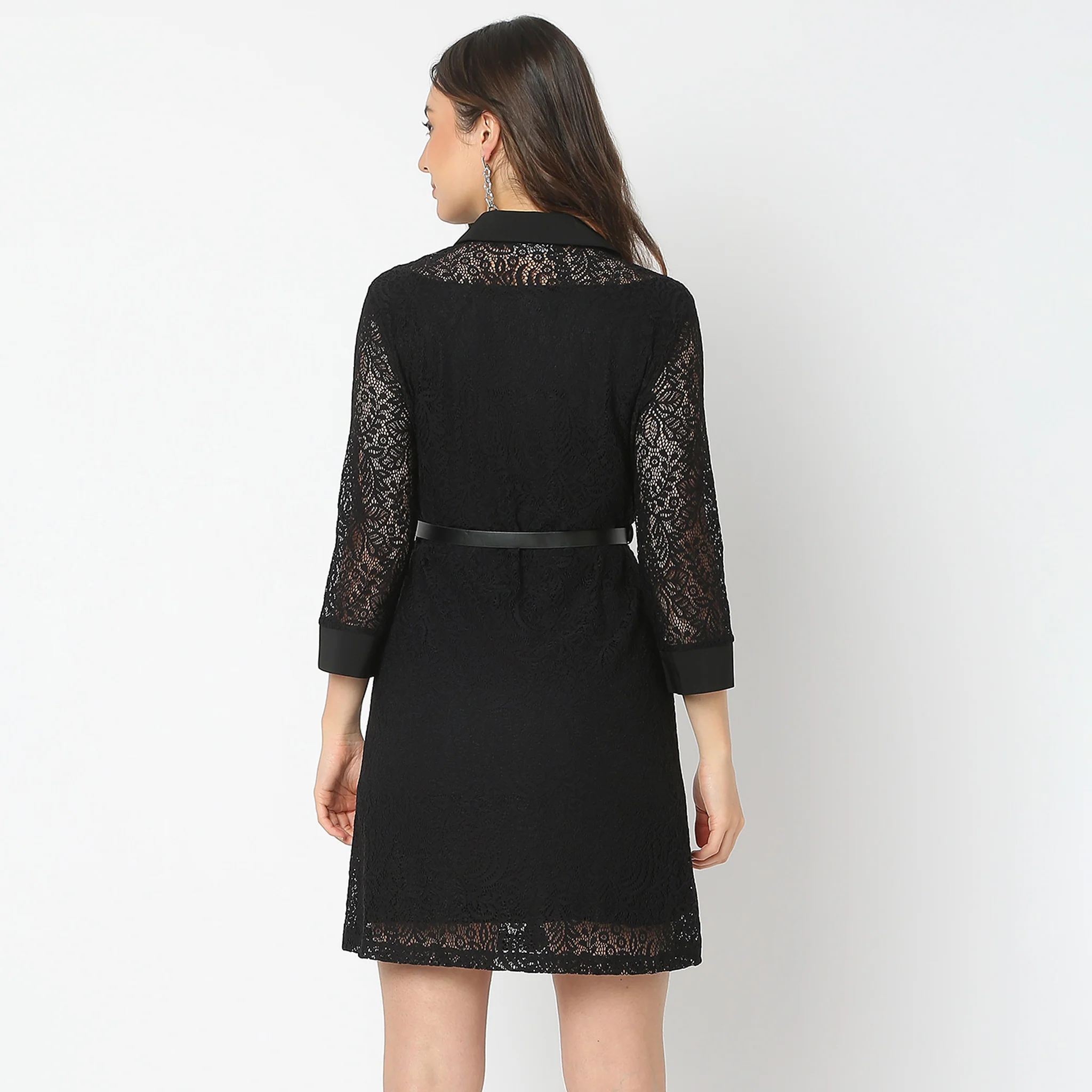Slim Fit Lace Dress - Image 3