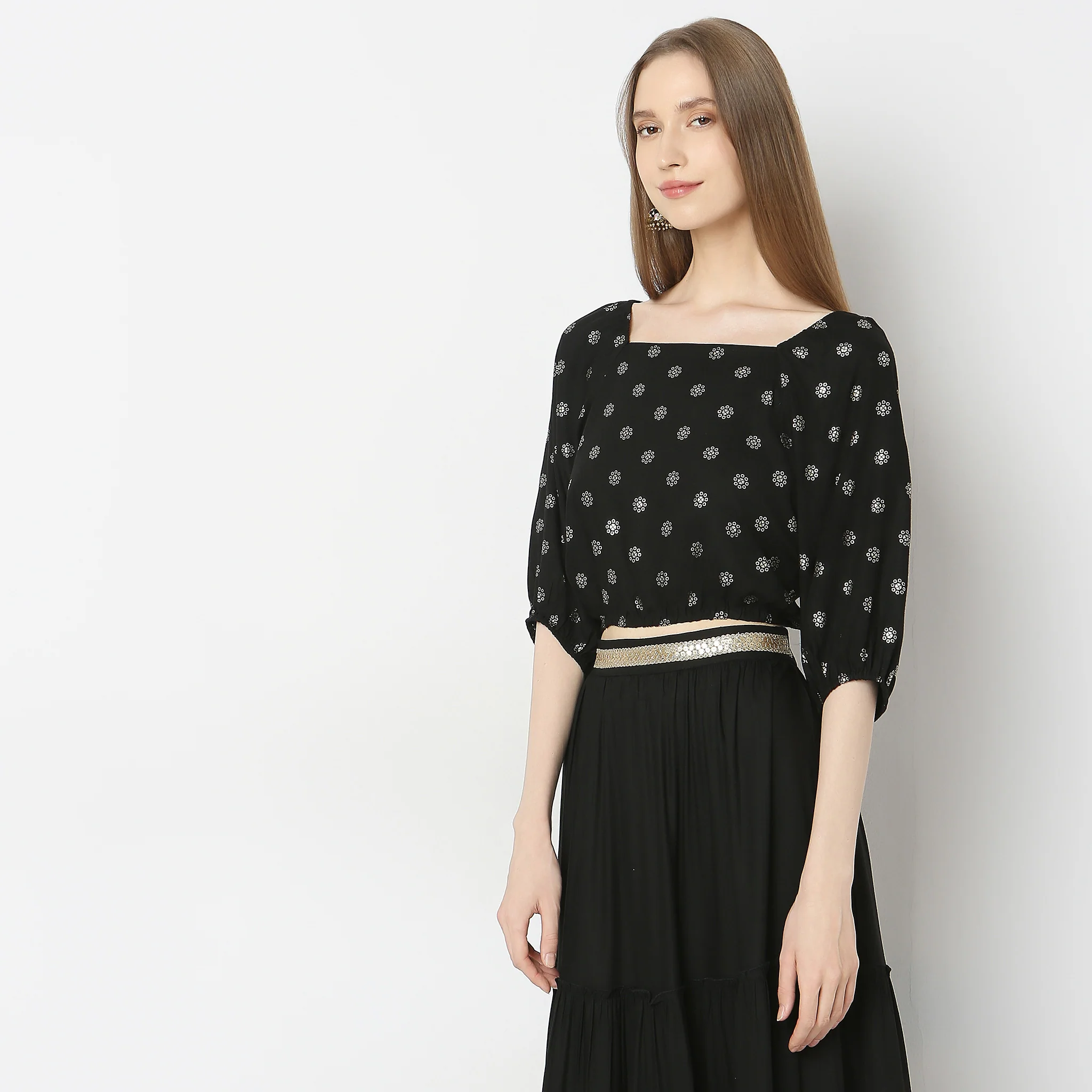 Slim Fit Printed Crop Top - Image 5