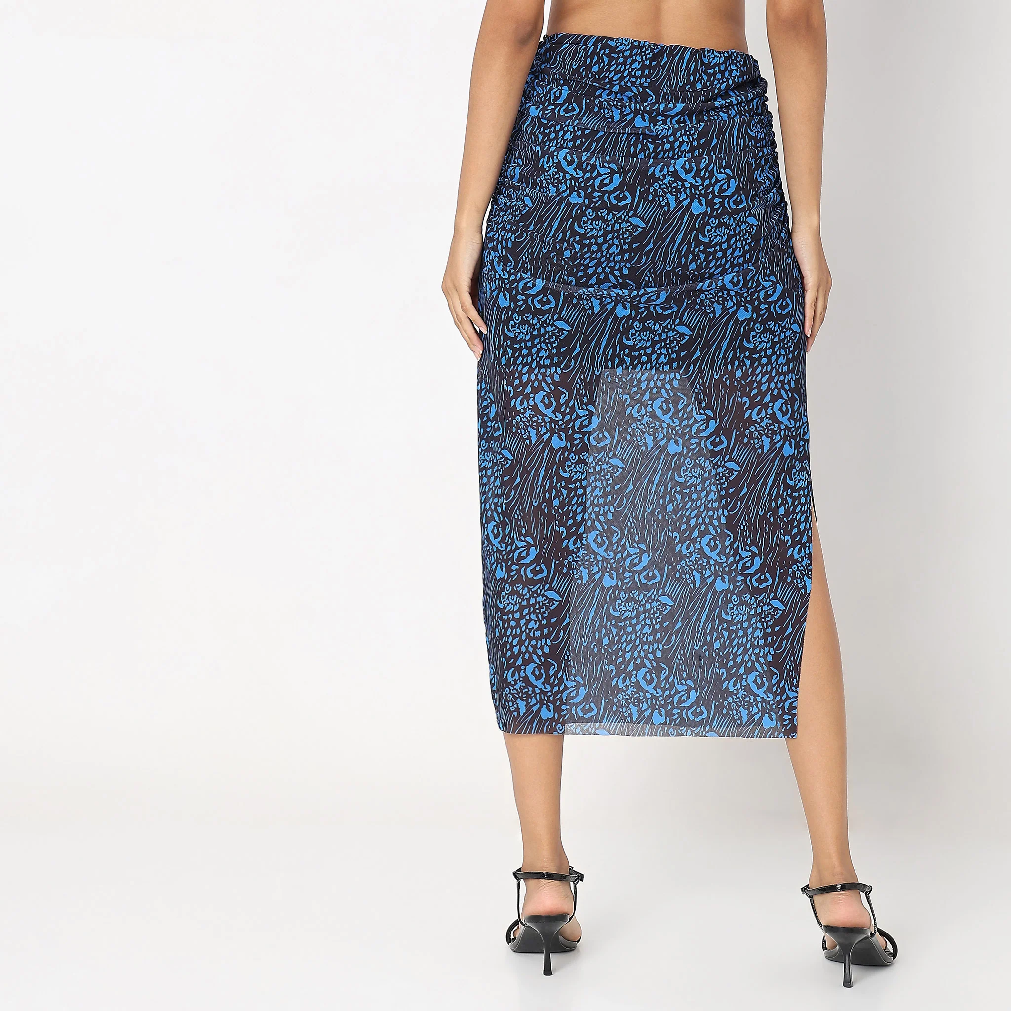 Slim Fit Printed High Rise Skirt - Image 3