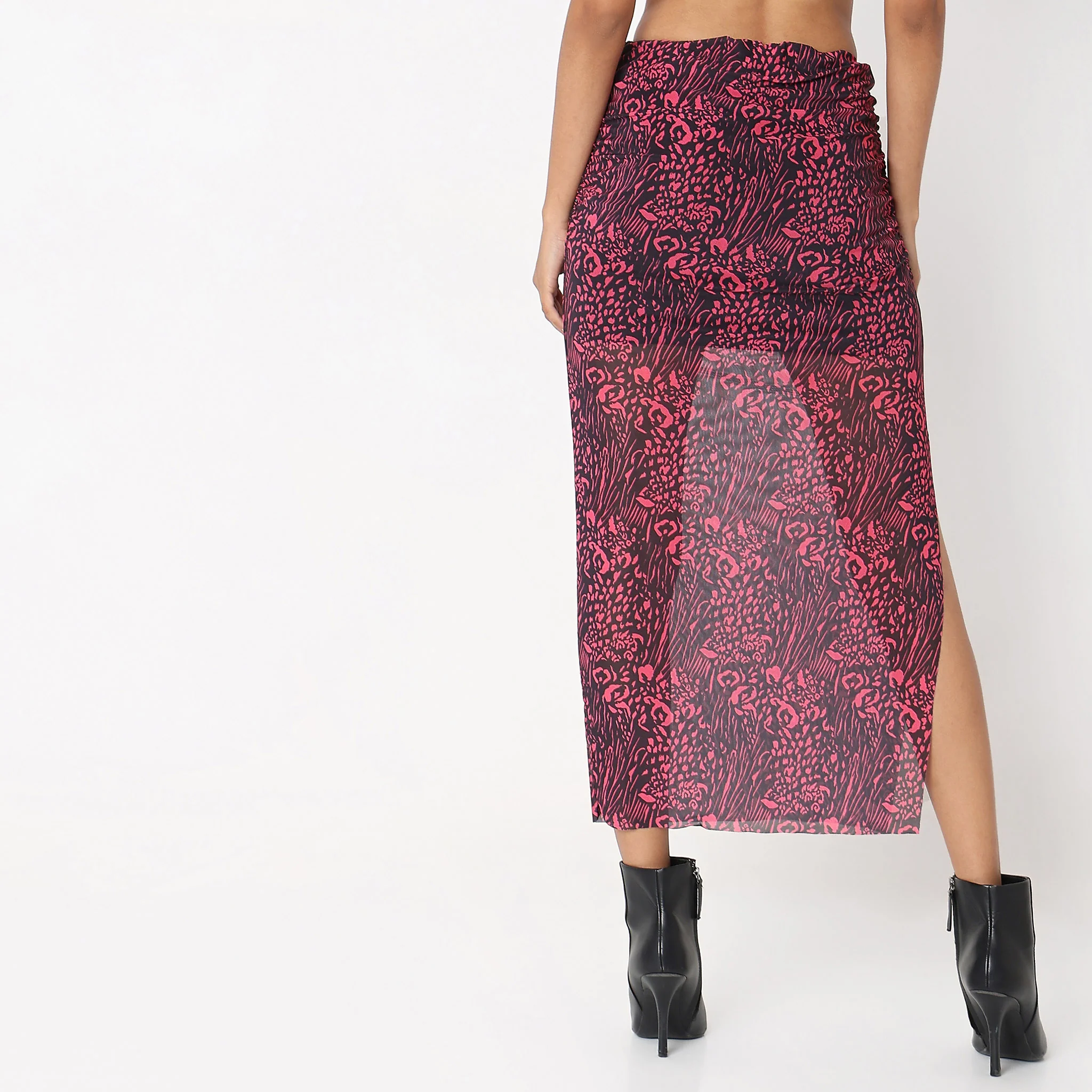 Slim Fit Printed High Rise Skirt - Image 8