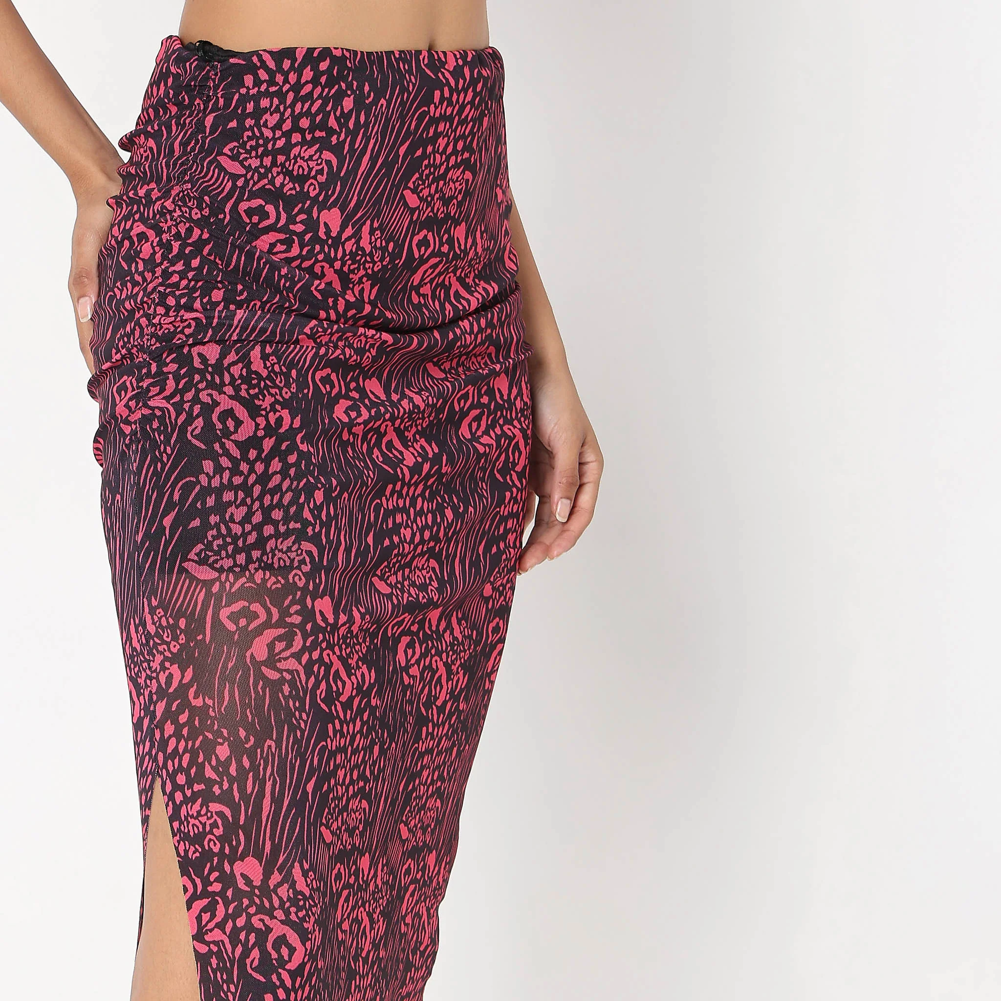 Slim Fit Printed High Rise Skirt - Image 9