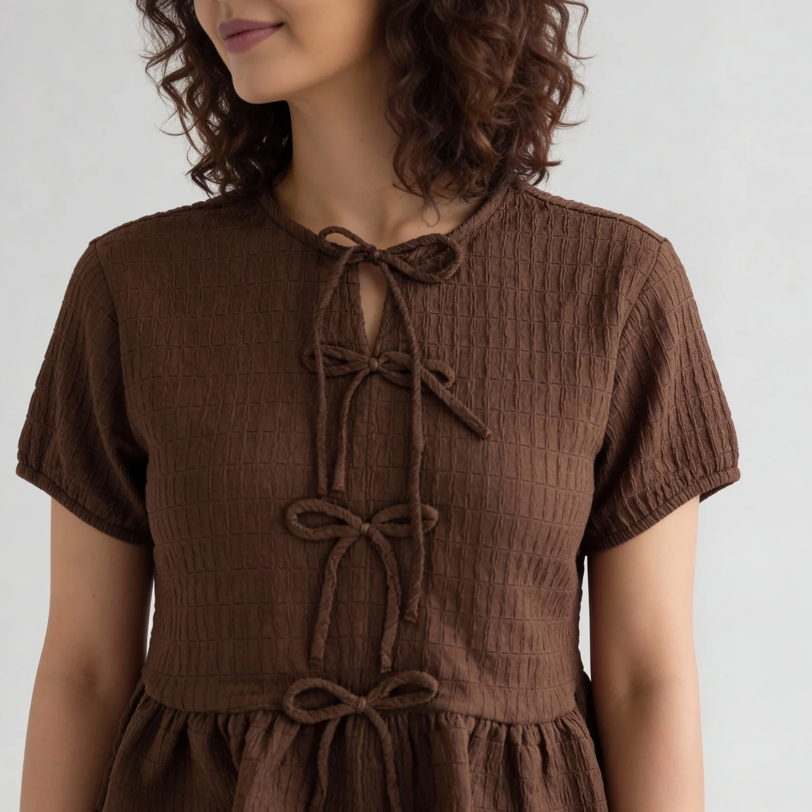 Slim Fit Short Sleeve Crop Top - Image 4
