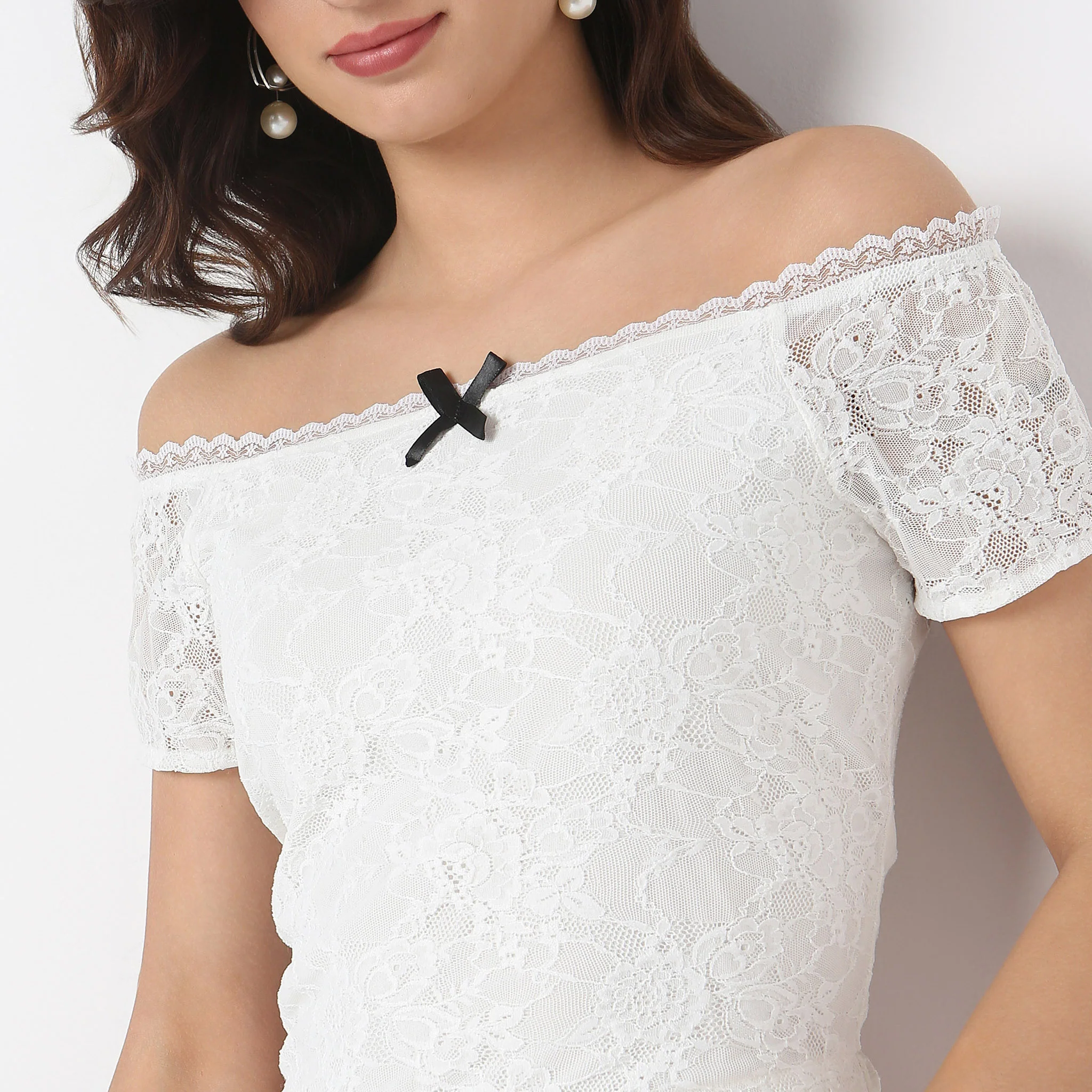 Slim Fit Solid Crop Top - Image 4