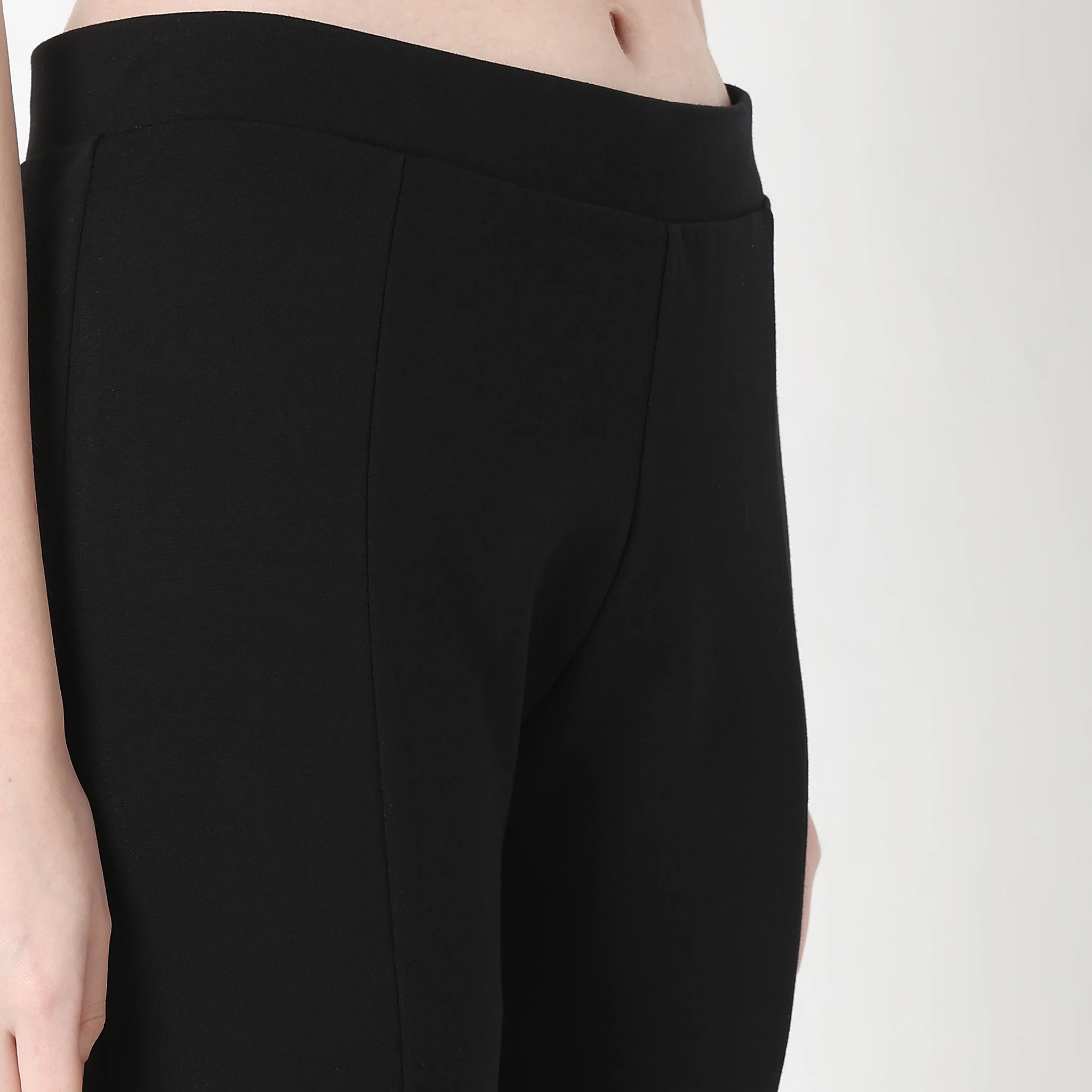 Slim Fit Solid High Rise Jeggings - Image 4