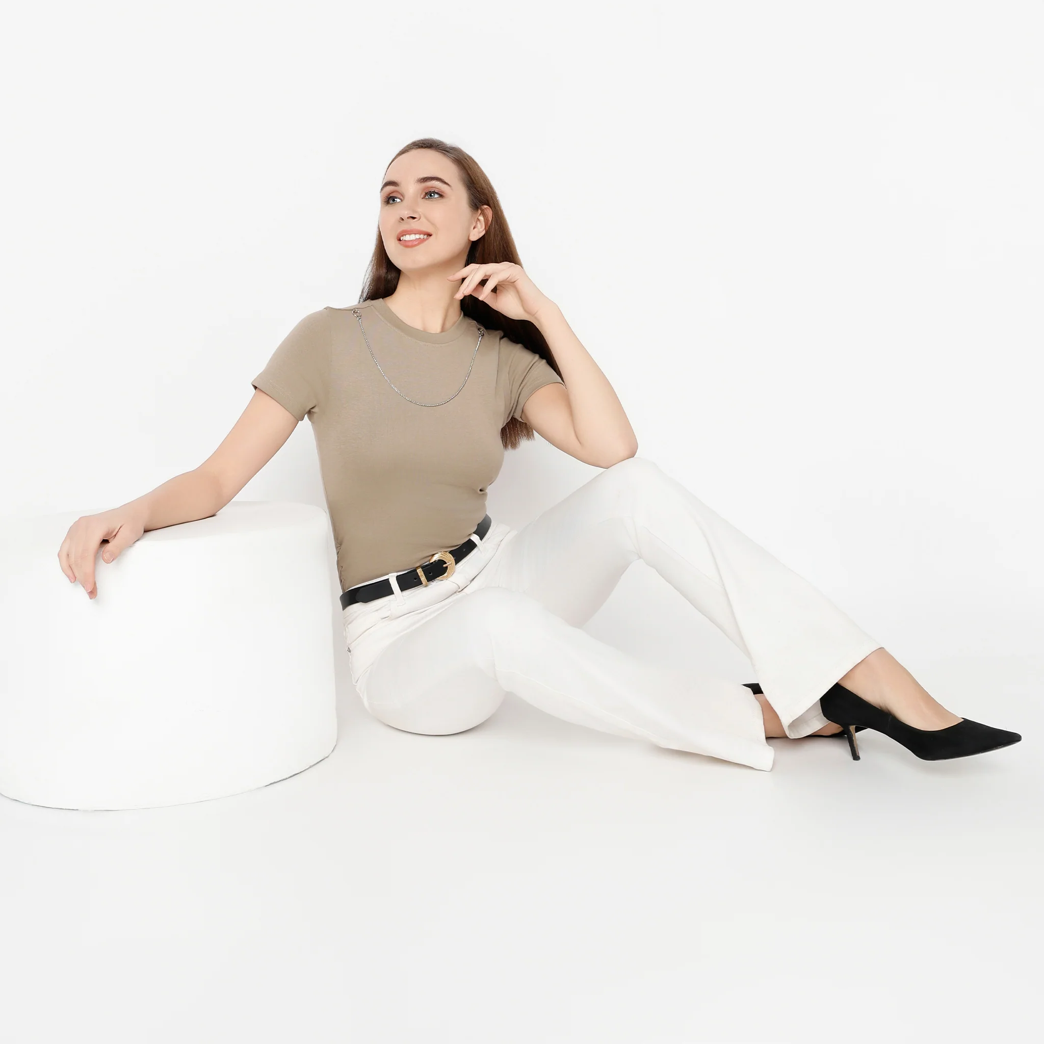 Round Neck Half Sleeve Ruching Detail Solid T-Shirt