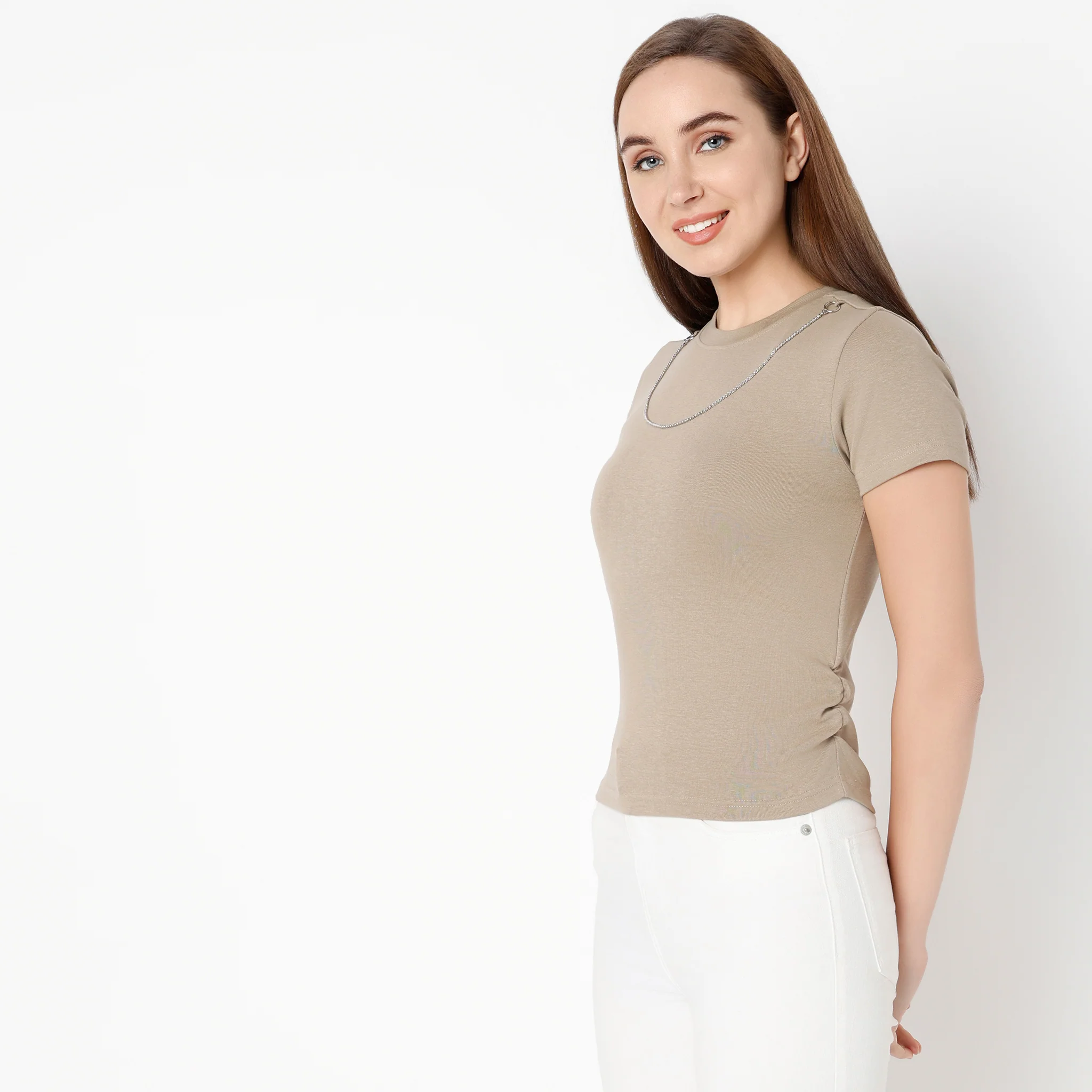 Round Neck Half Sleeve Ruching Detail Solid T-Shirt - Image 5