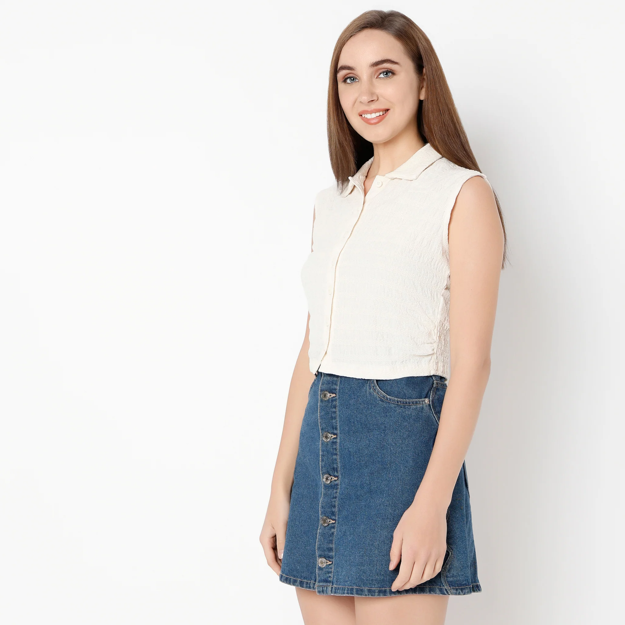Shirt Collar Sleeveless Crop Shirt - Image 10
