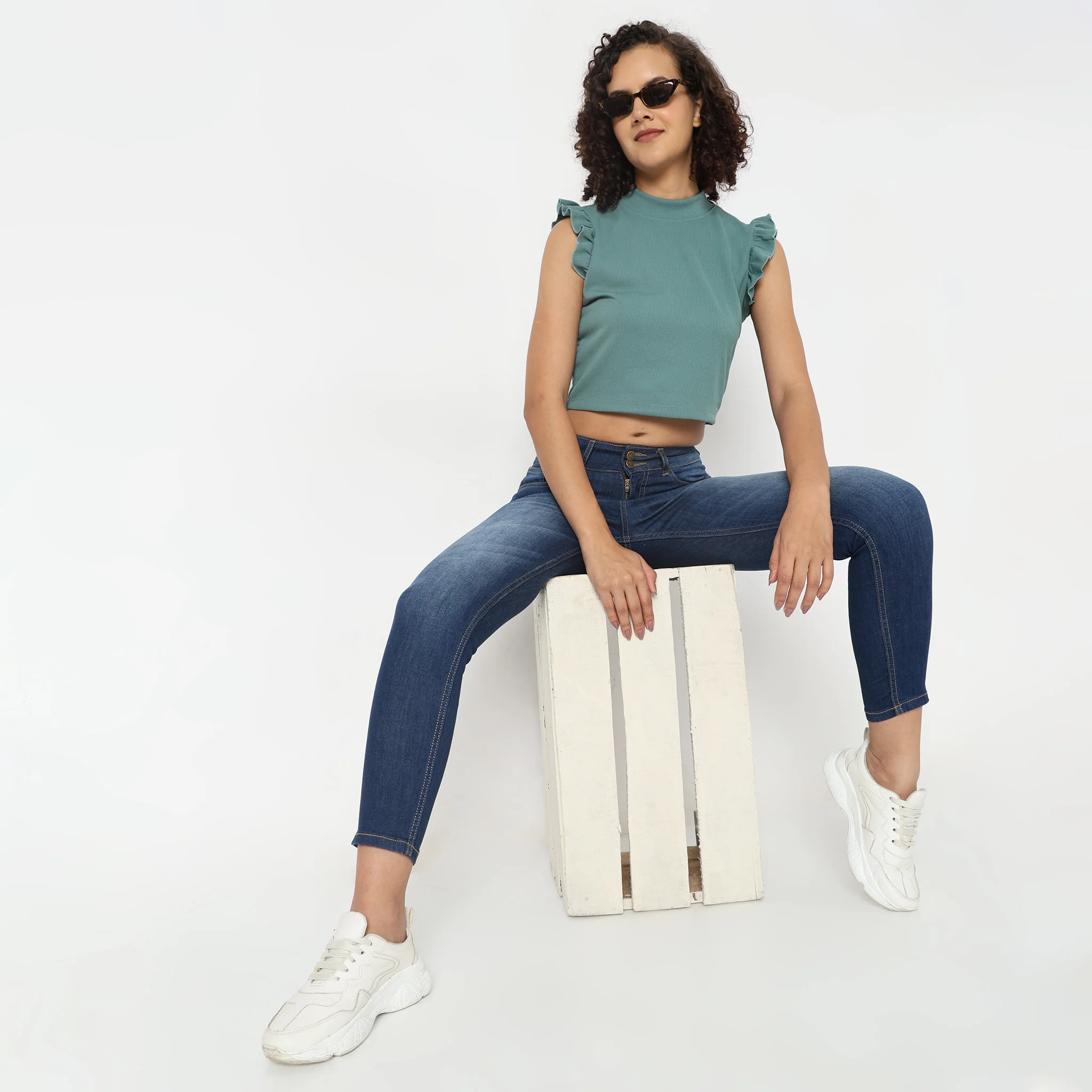 Slim Fit Solid T-Shirt - Image 6