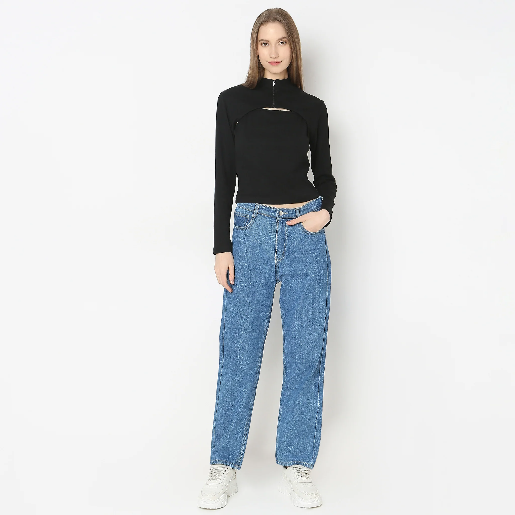 Slim Fit Solid T-Shirt - Image 4
