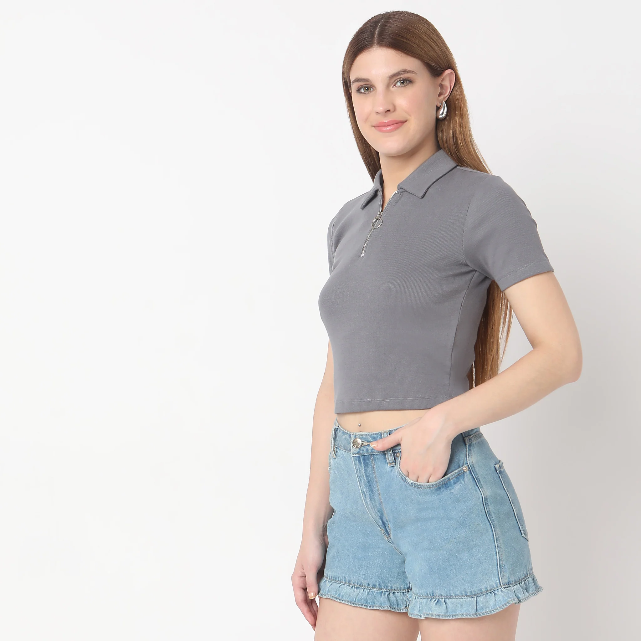 Slim Fit Solid T-Shirt - Image 10