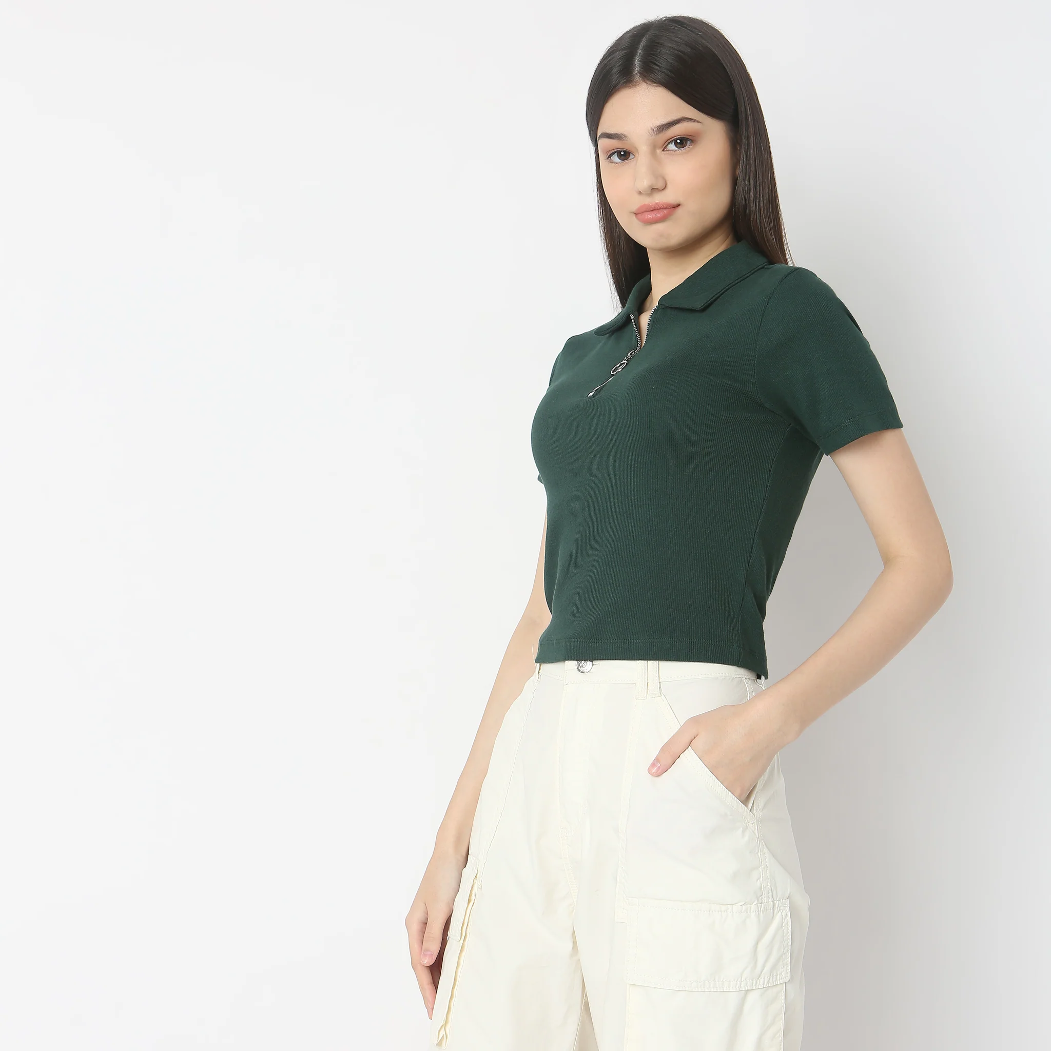 Slim Fit Solid T-Shirt - Image 5