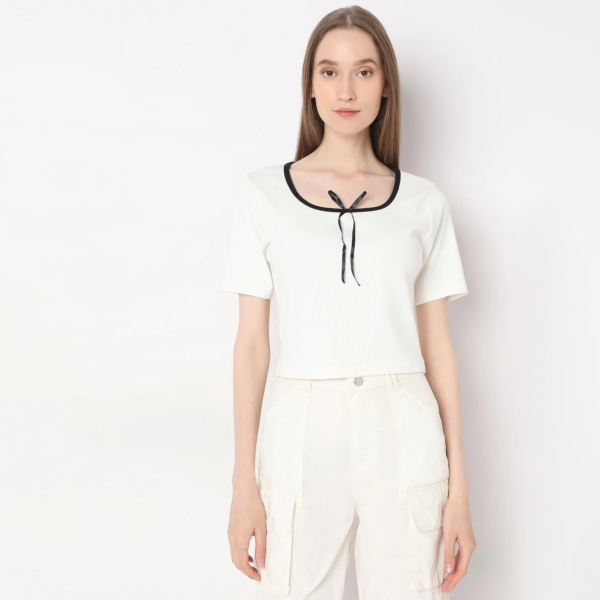 Slim Fit Solid T-Shirt - Image 2