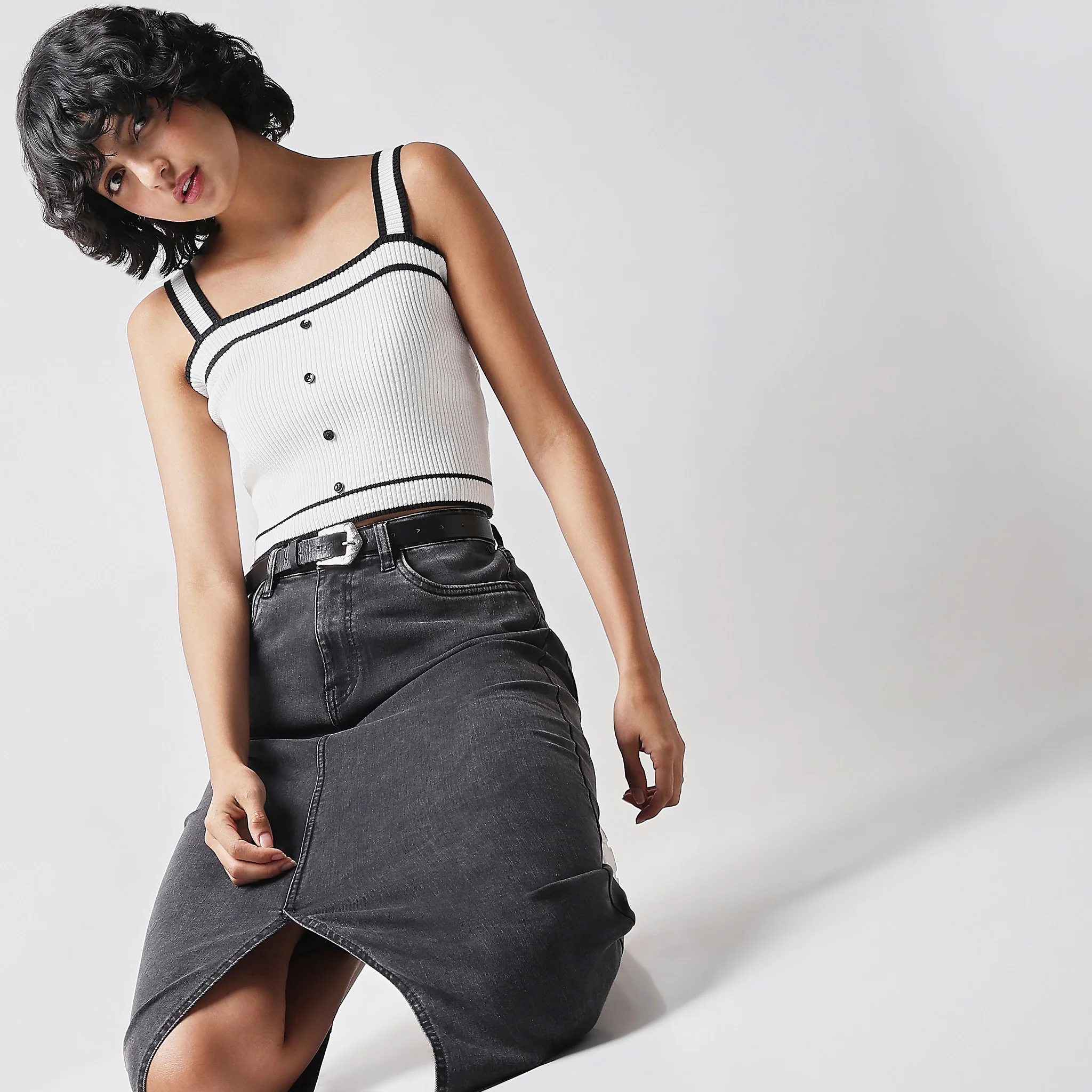 Slim Fit Solid Top - Image 4