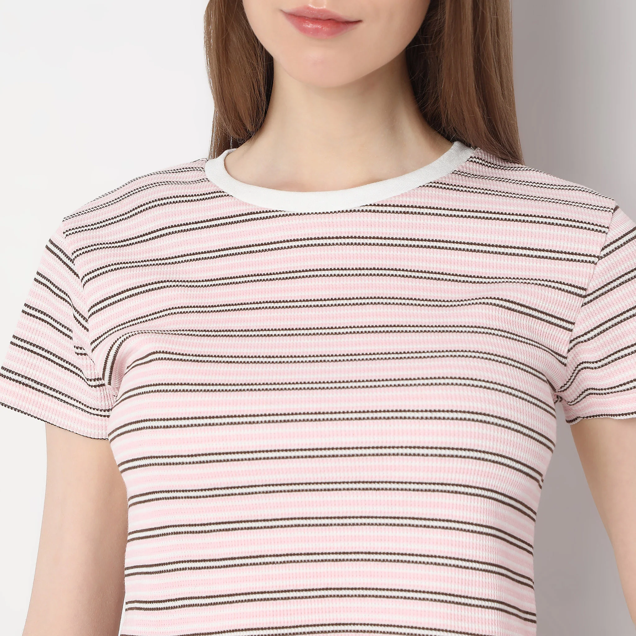 Slim Fit Striped Crew Neck Crop T-Shirt - Image 4