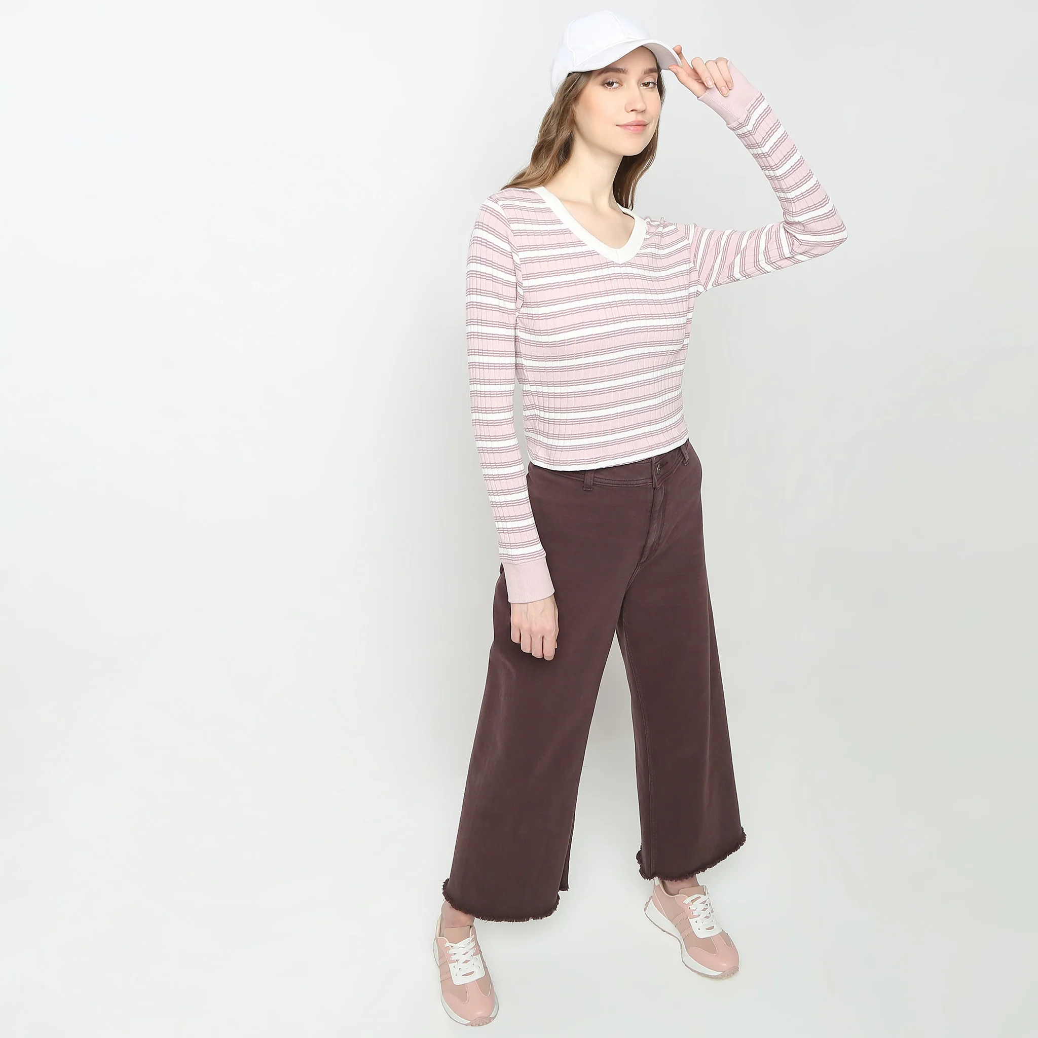 V-Neck Striped Cropped T-Shirt