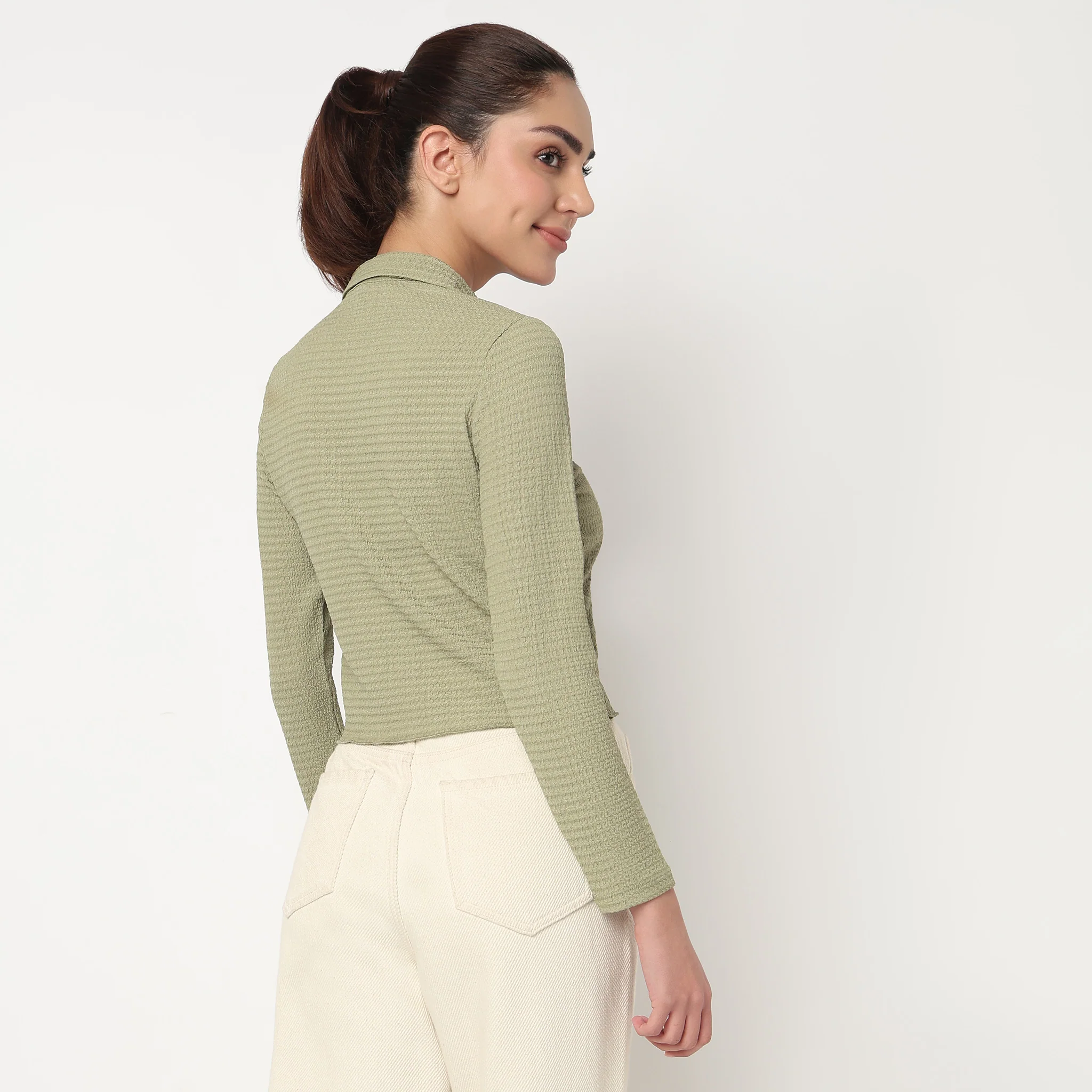 Slim Fit Structured Cropped Shirt - Image 13