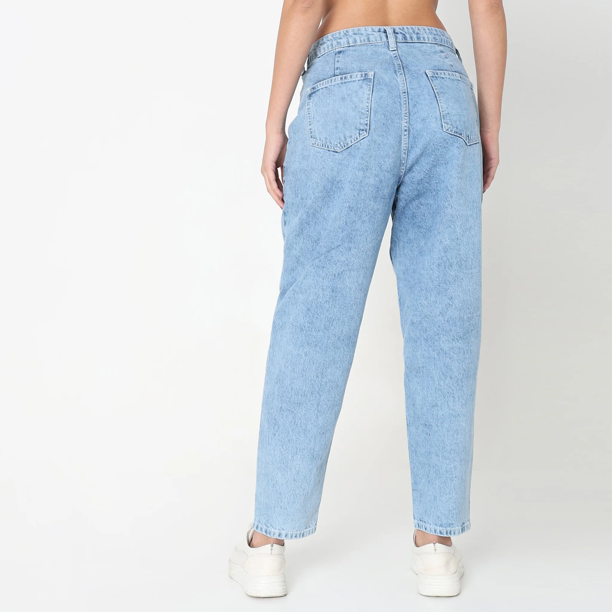 Slouch Fit High Rise Jeans - Image 3
