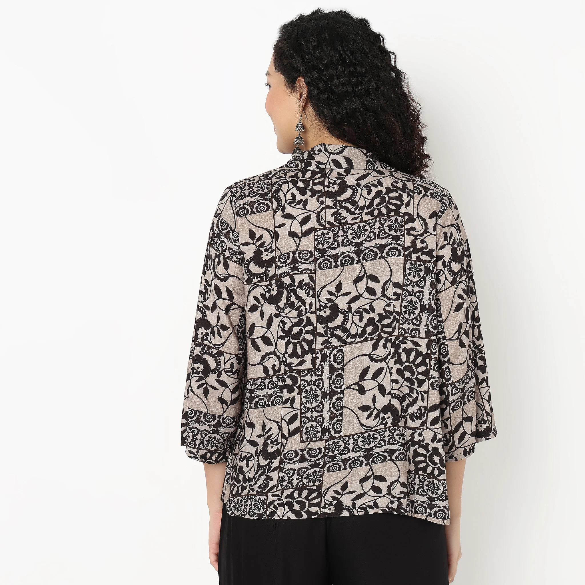 Smocked Crop Top With Lapel Collar Jacket Shrug - Image 3