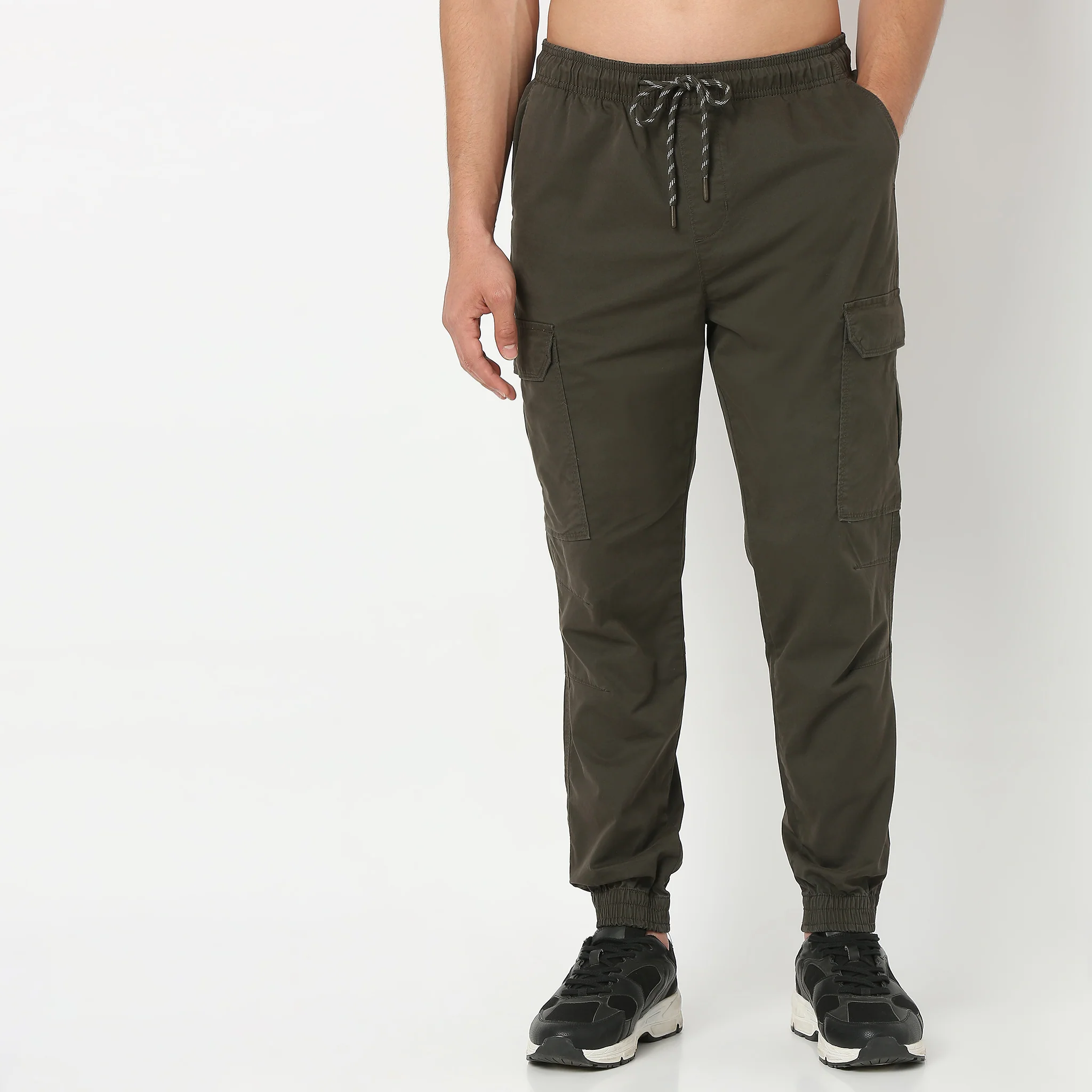 Regular Fit Cotton Heavy Duty Cargo Pants With Utility Pockets - Image 7