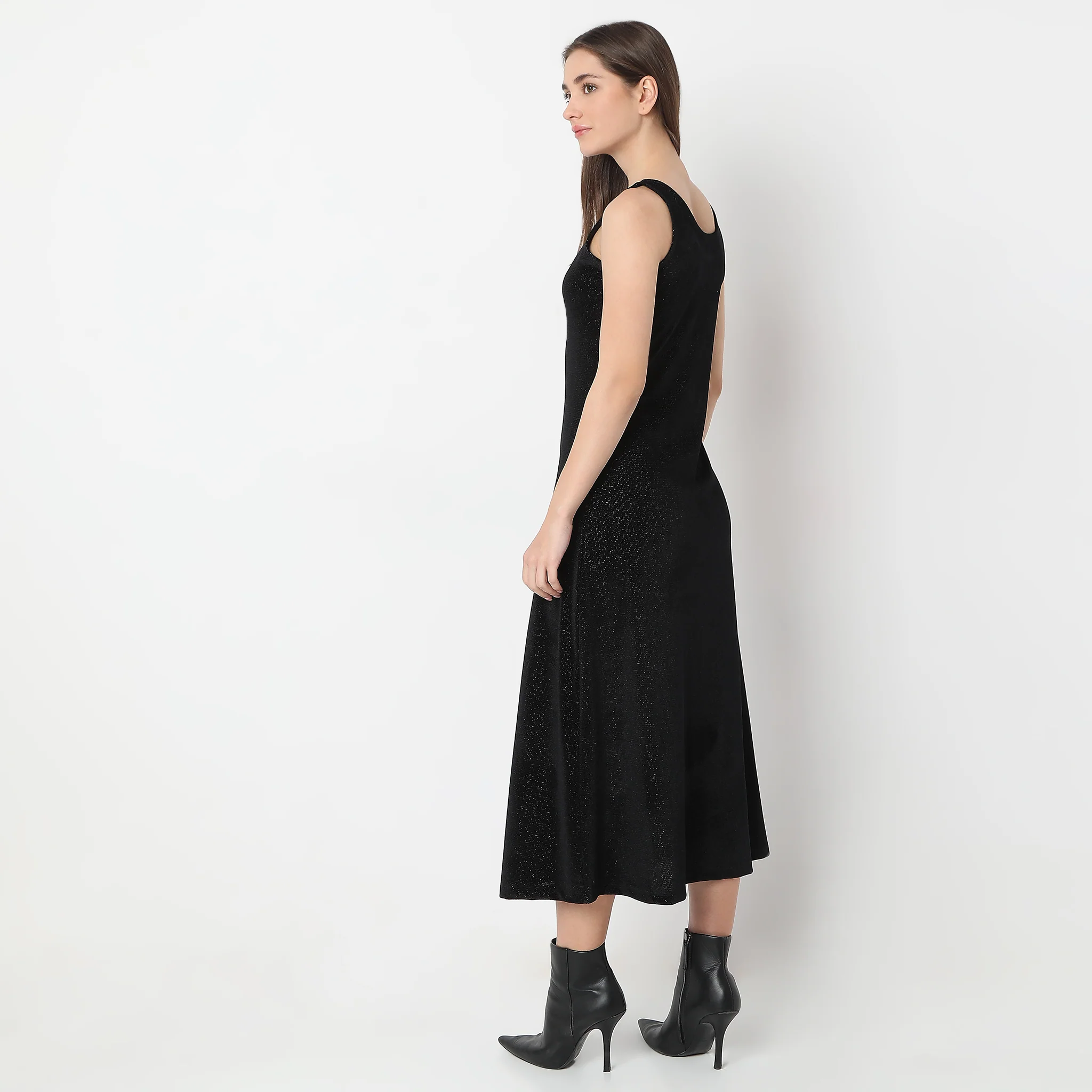 Solid Calf Length With Scoop Neck Fitted Party Dress - Image 3