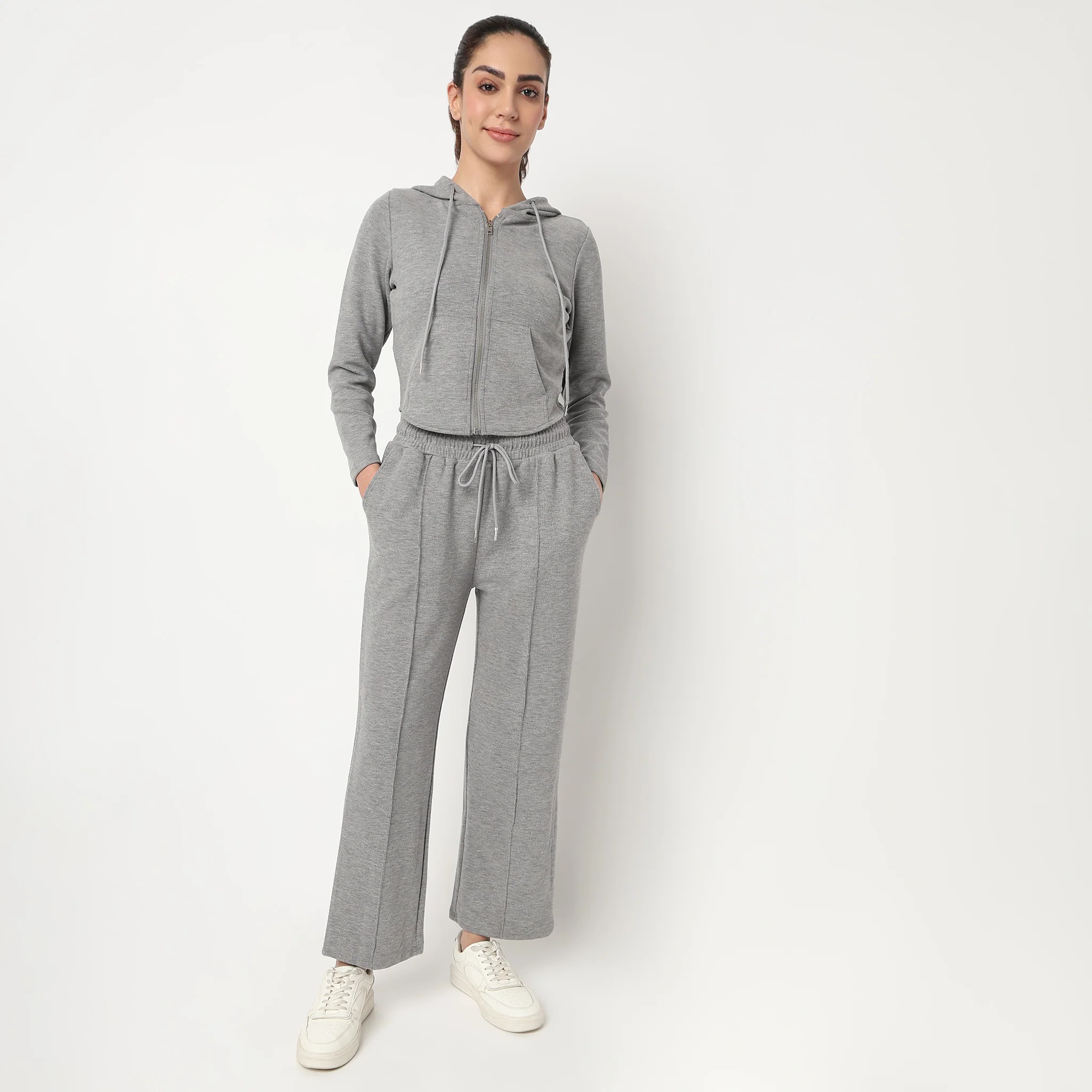 Solid Cropped Sweatshirt - Image 2