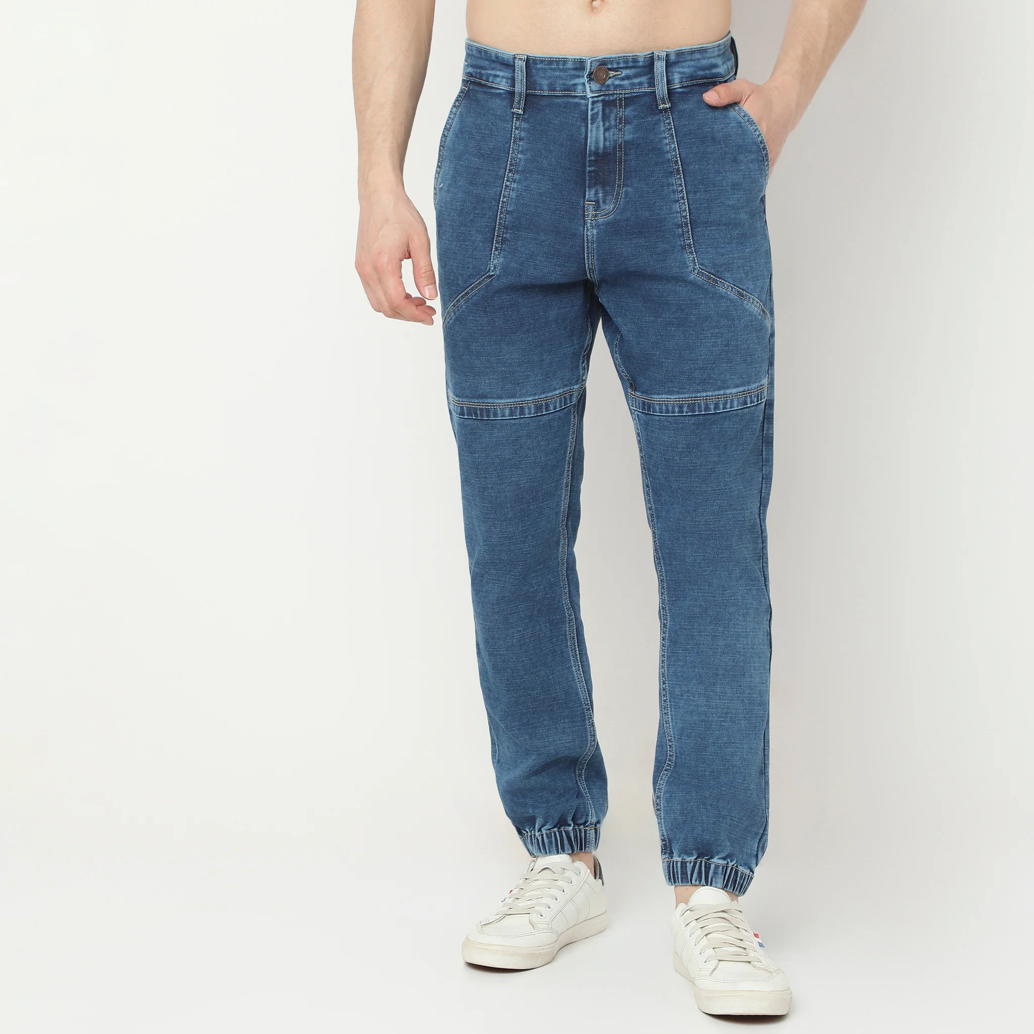 Solid Jogger Fit Jeans - Image 2