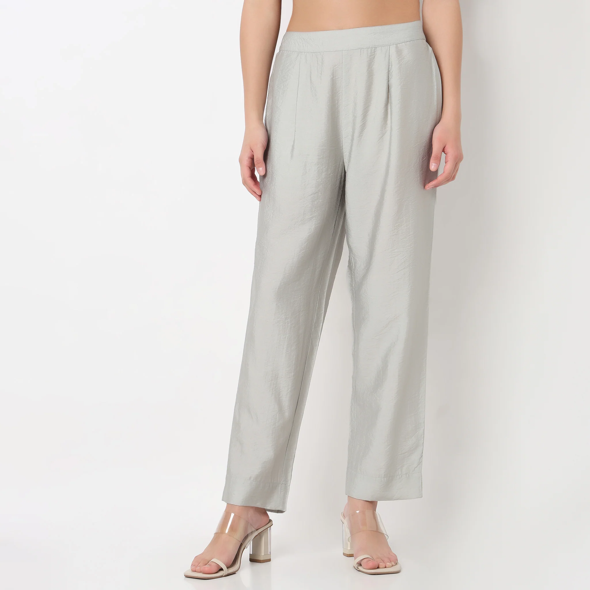 Solid Mid Rise Straigth Pants - Image 2