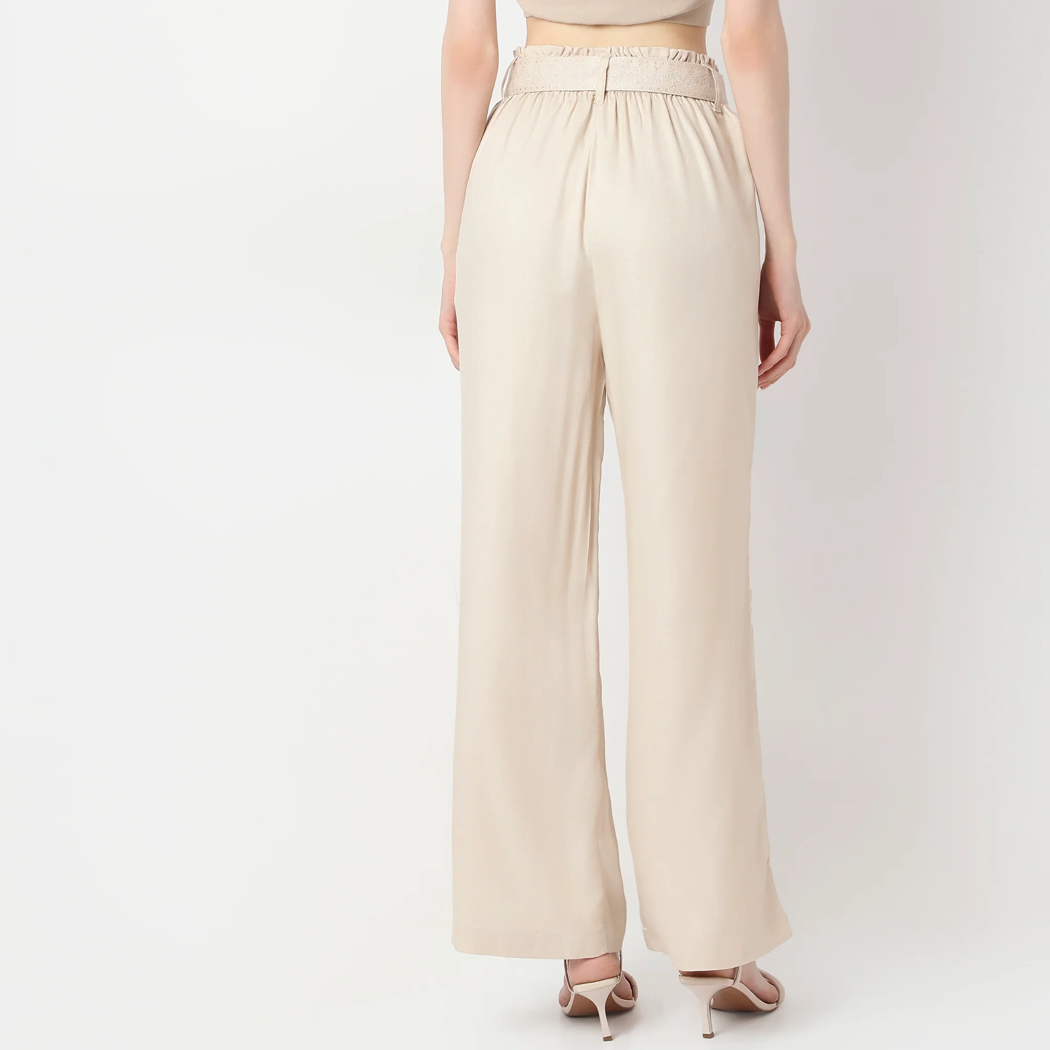 Solid Mid Rise Trousers - Image 3