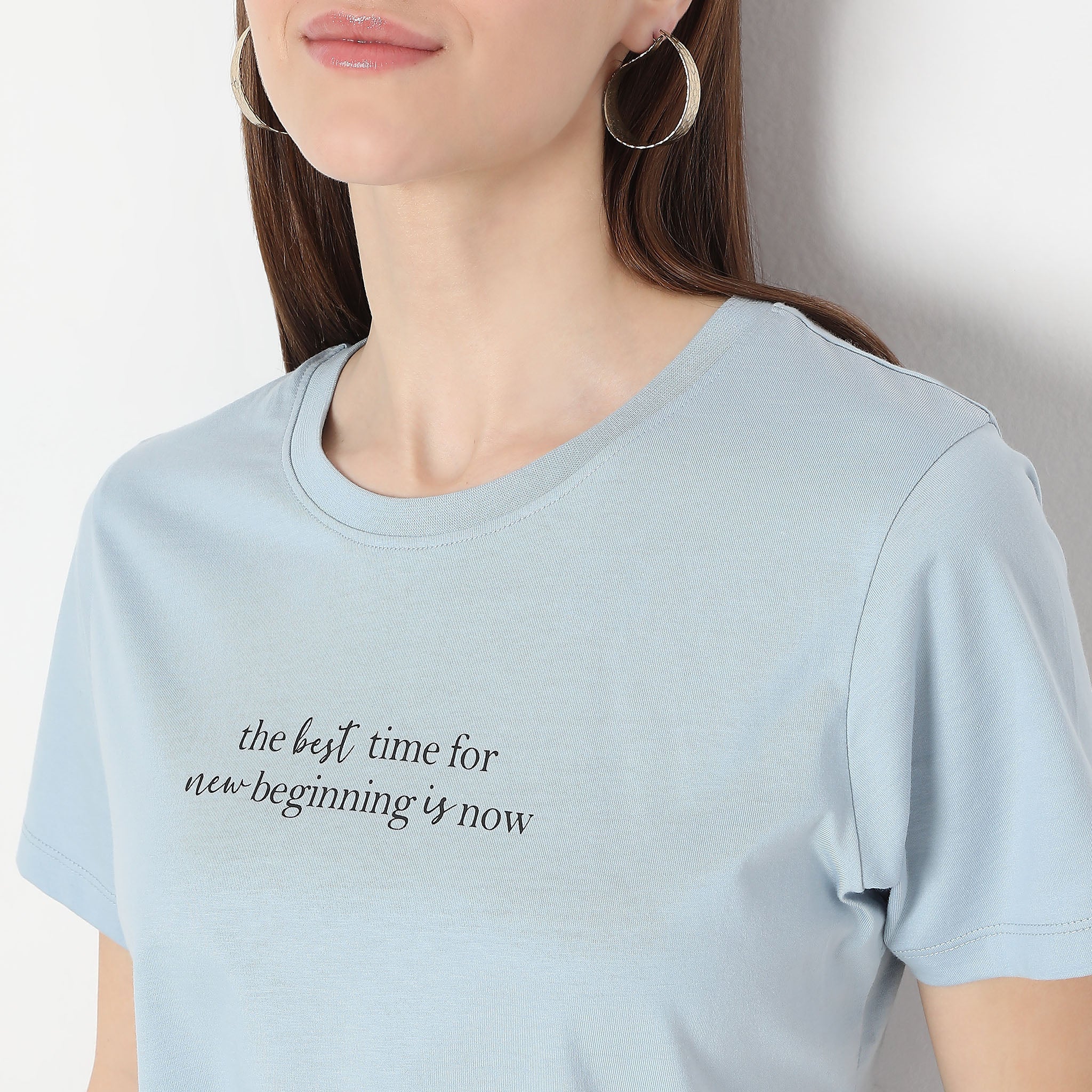 Solid Round Neck T-Shirt - Image 4