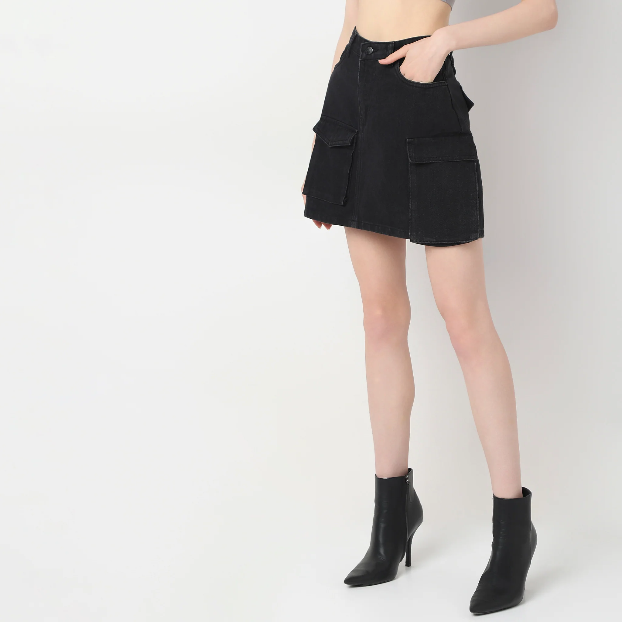 Solid Short Skirt - Image 5
