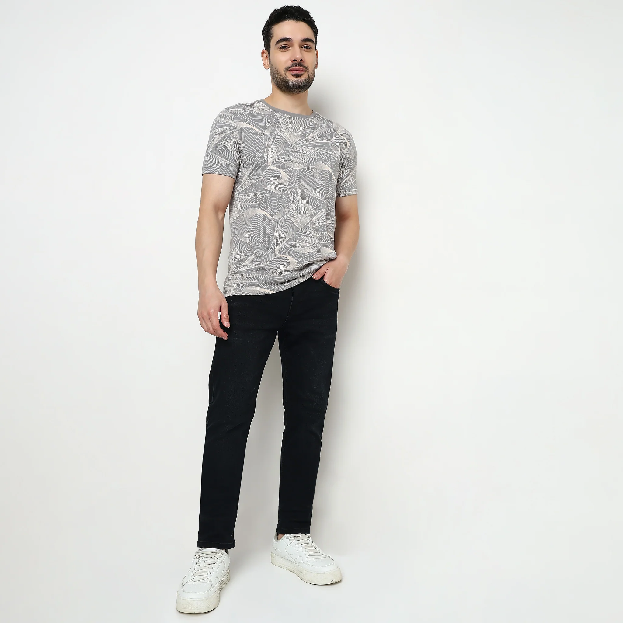 Solid Straight Fit Jeans