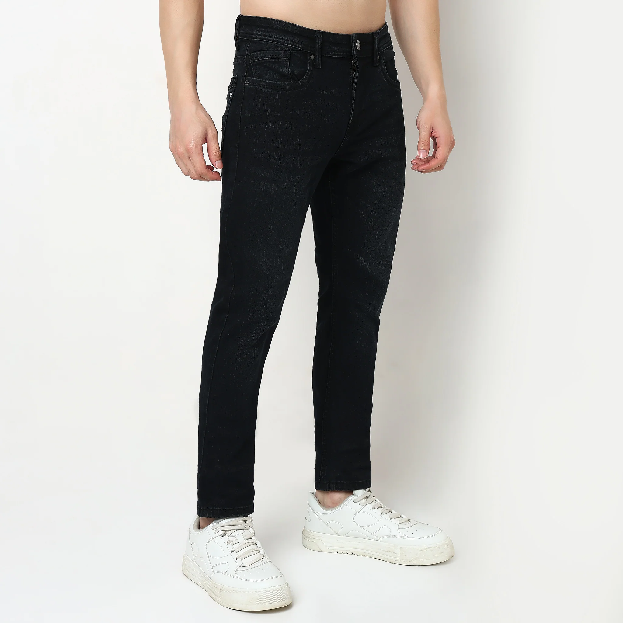 Solid Straight Fit Jeans - Image 5