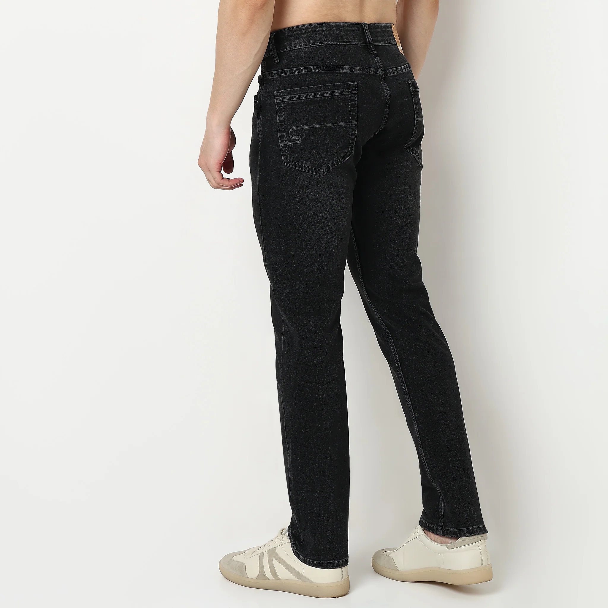 Solid Straight Fit Jeans - Image 3
